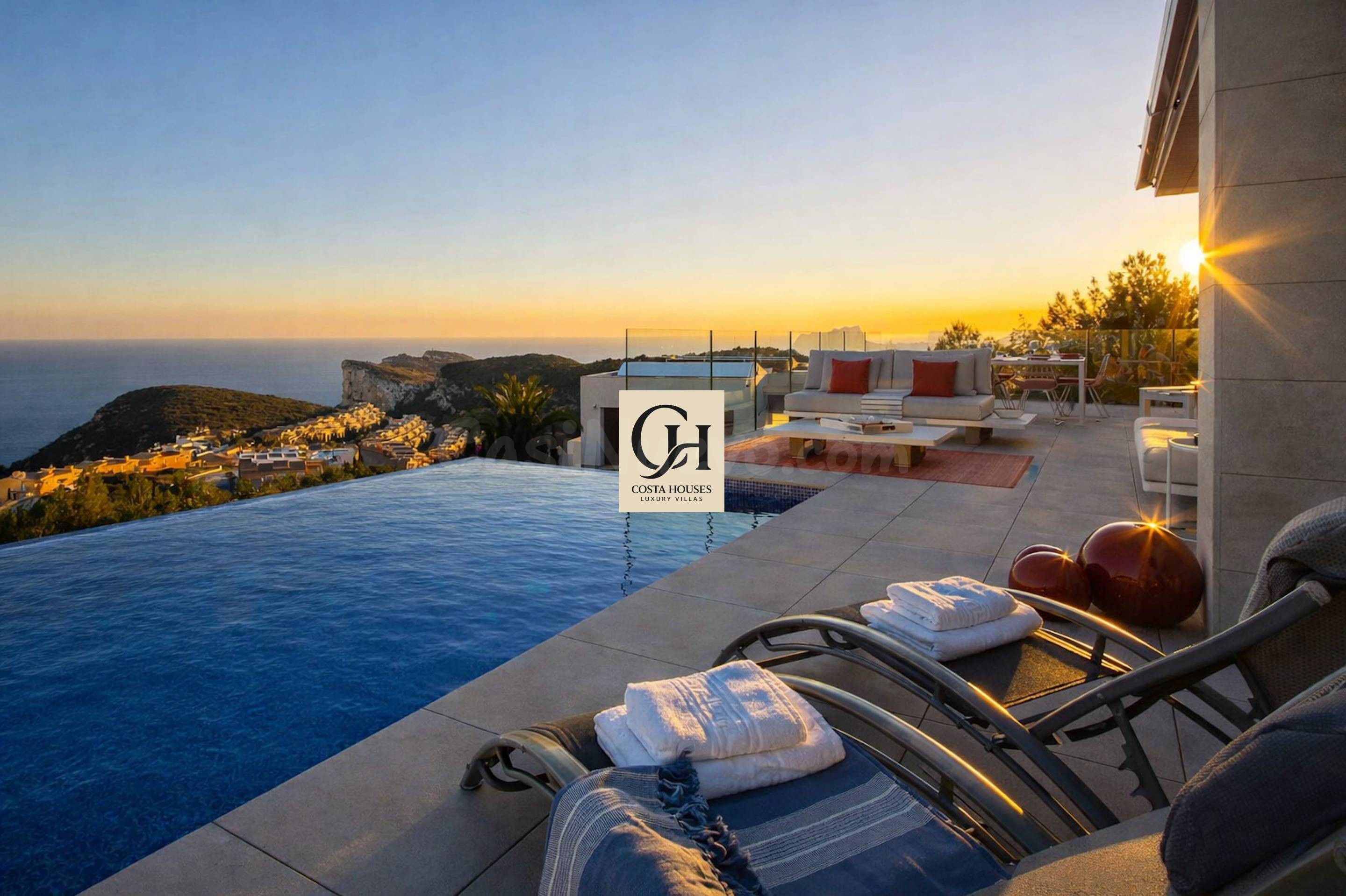 VILLA SUNSET HORIZON · VISTAS PANORÁMICAS AL MAR · COSTA BLA