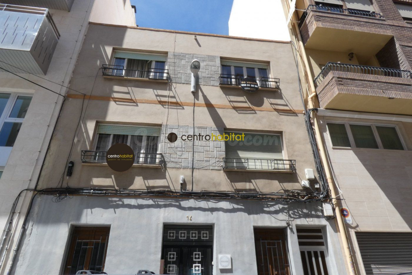 Vivienda de tres plantas en la zona de Juan Carlos I - foto 2