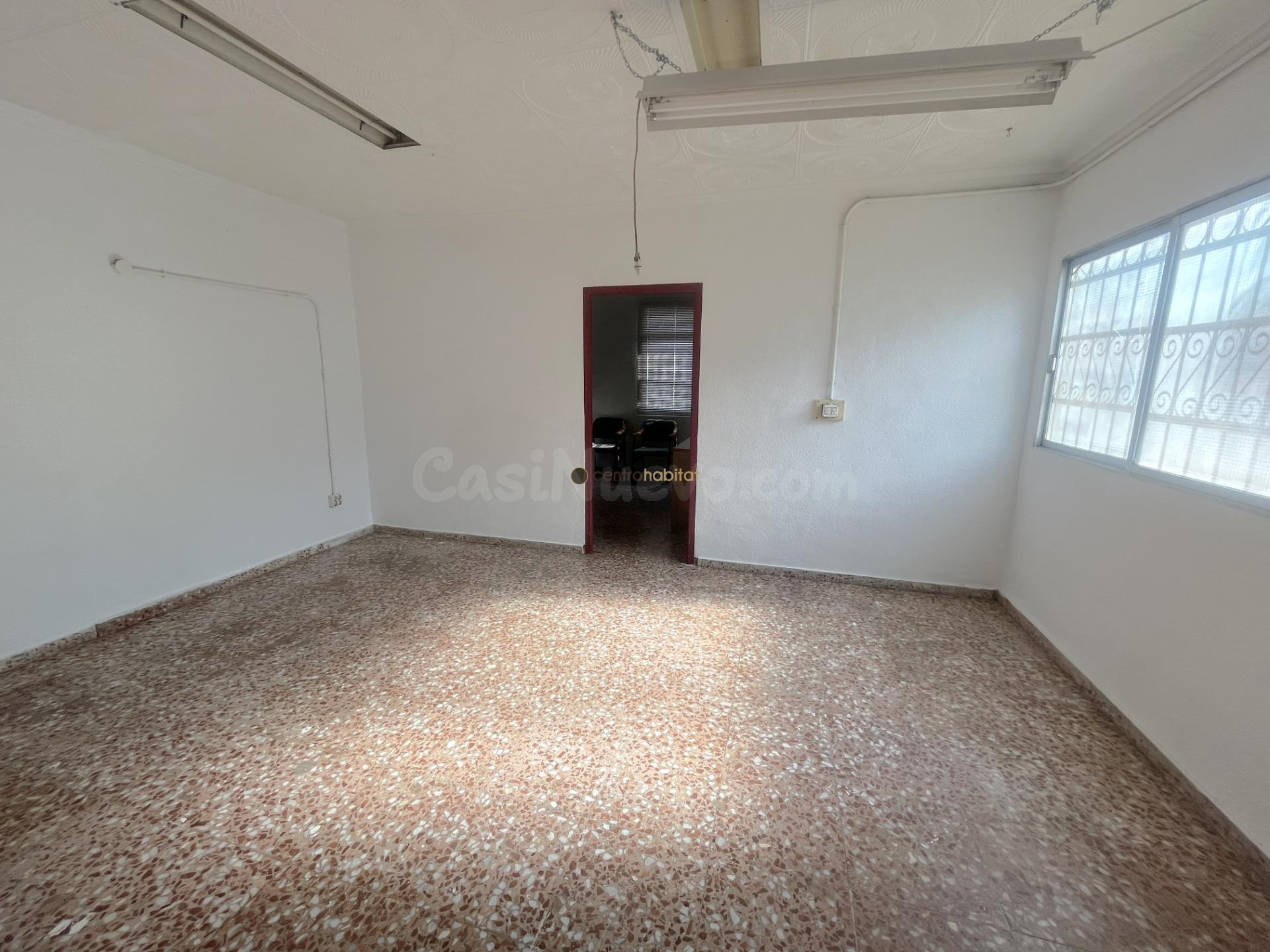 NAVE BARRIO DE SAN JOSE (PETREL) - foto 2