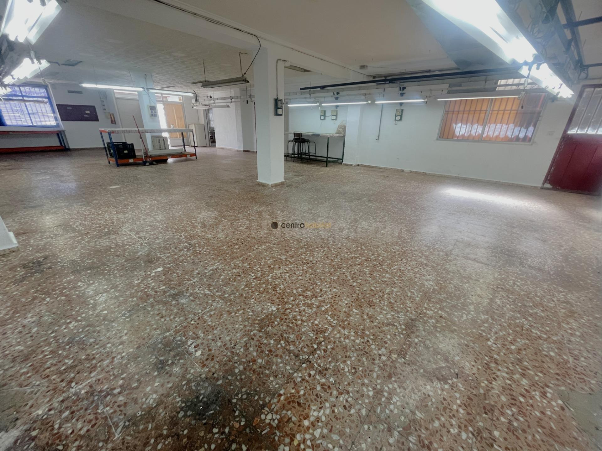 NAVE BARRIO DE SAN JOSE (PETREL) - foto 4