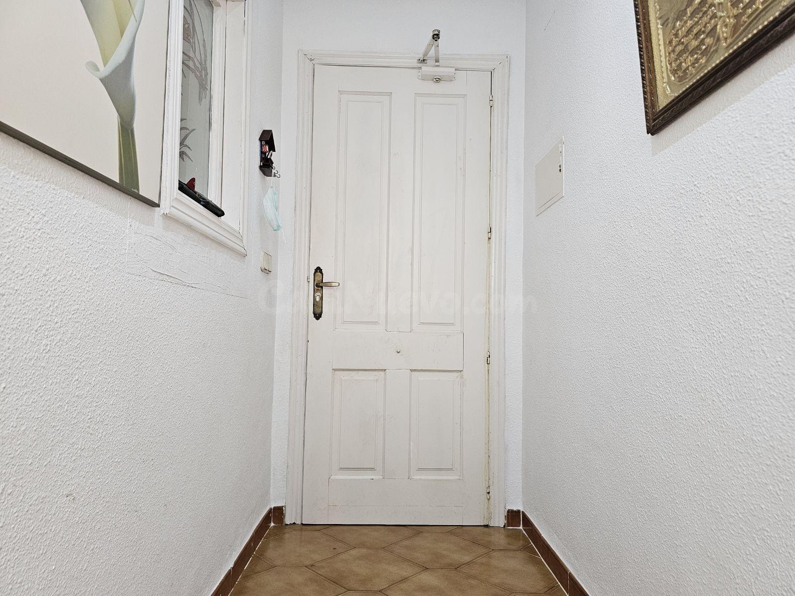 ENCANTADORA CASA DE PUEBLO REFORMADA CON TERRAZA Y VISTAS DE - foto 4