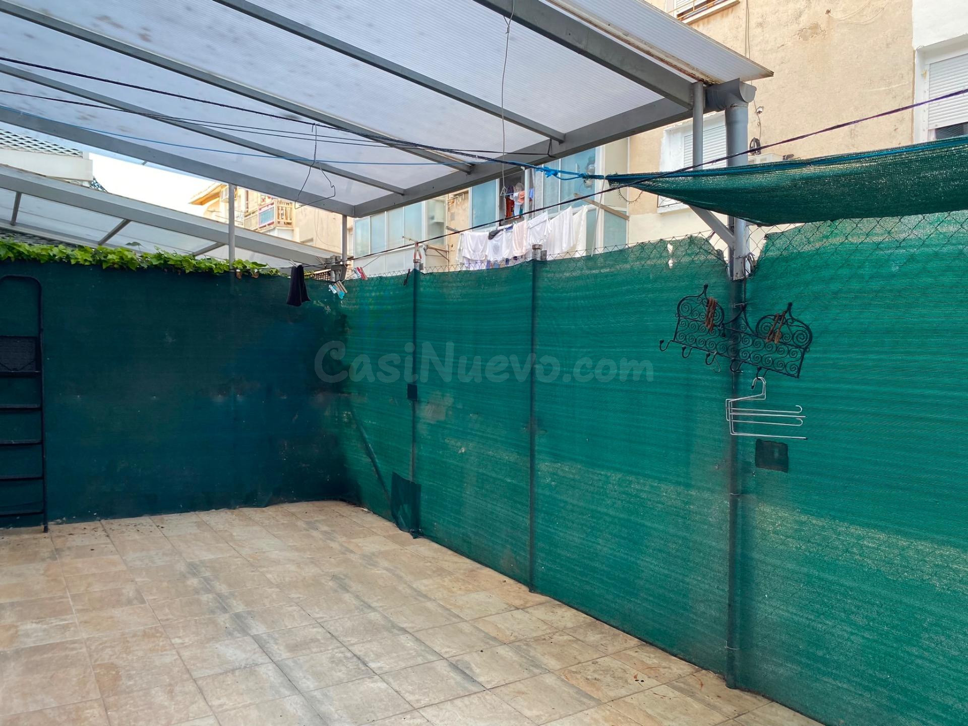 Bajo con terraza en Tudela // Zona Colegio Anunciata