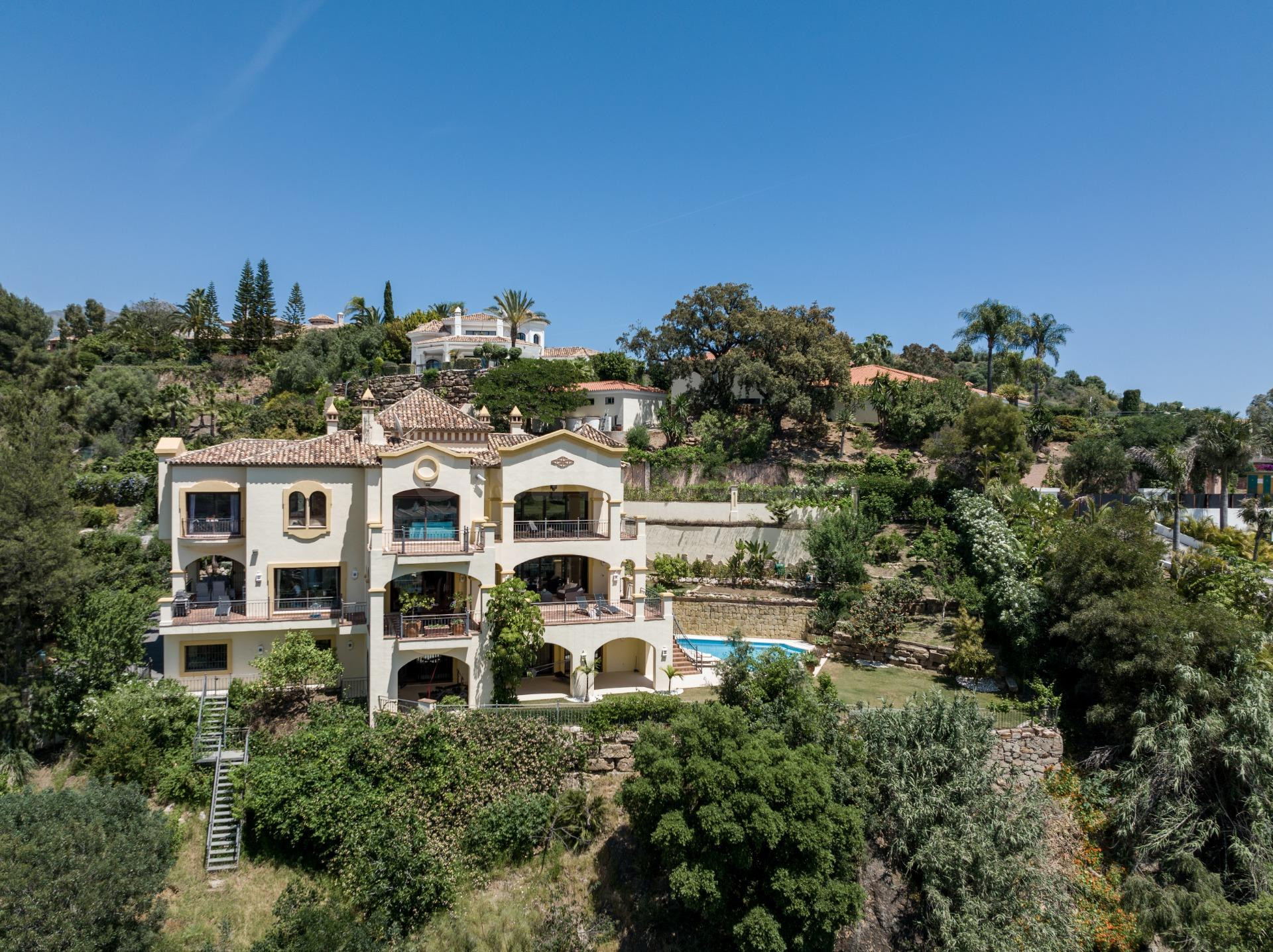 Villa de 5 dormitorios, 5 baños con espectaculares vistas pa - foto 2