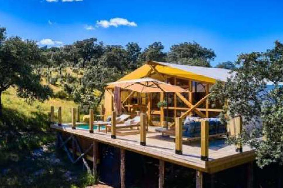Proyecto de campamento turístico ecológico de 4 Estrellas