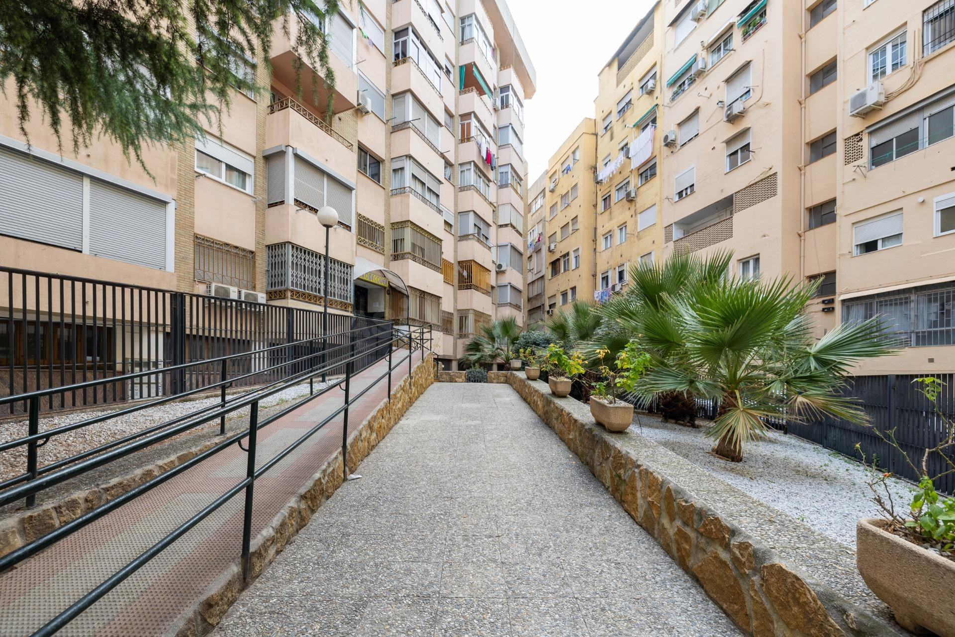 PISO DE 1 DORMITORIO CON TERRAZA Y EXCELENTE UBICACIÓN JUNTO - foto 2