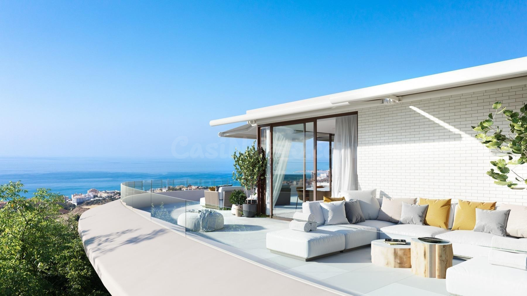 Ático de 3 dormitorios y 2 baños con vistas al mar en El Hig