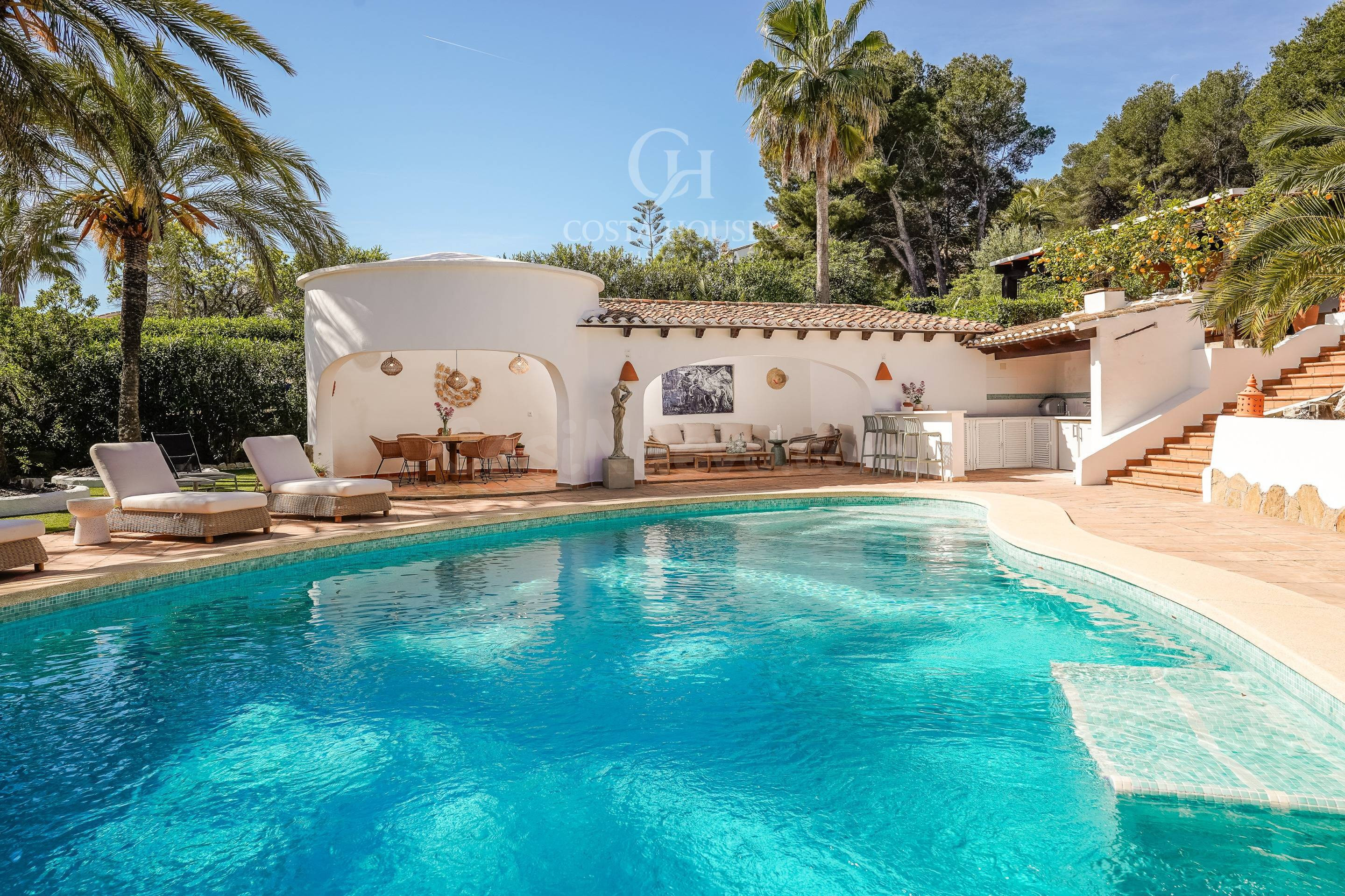 VILLA SERENA · JARDÍN MEDITERRÁNEO, PRIVACIDAD Y ESTILO DE V - foto 3