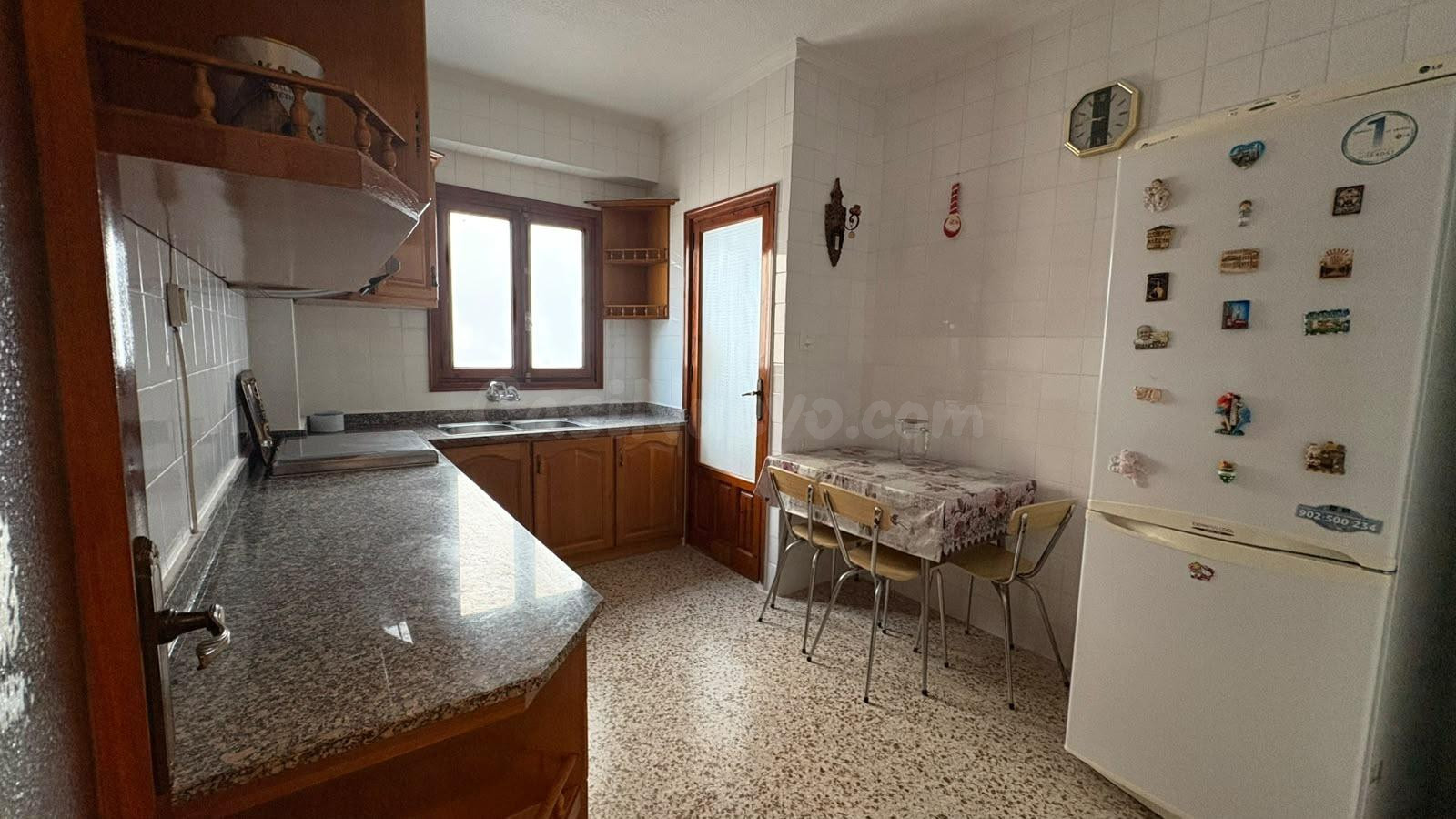 Piso en zona Ayuntamiento - foto 3