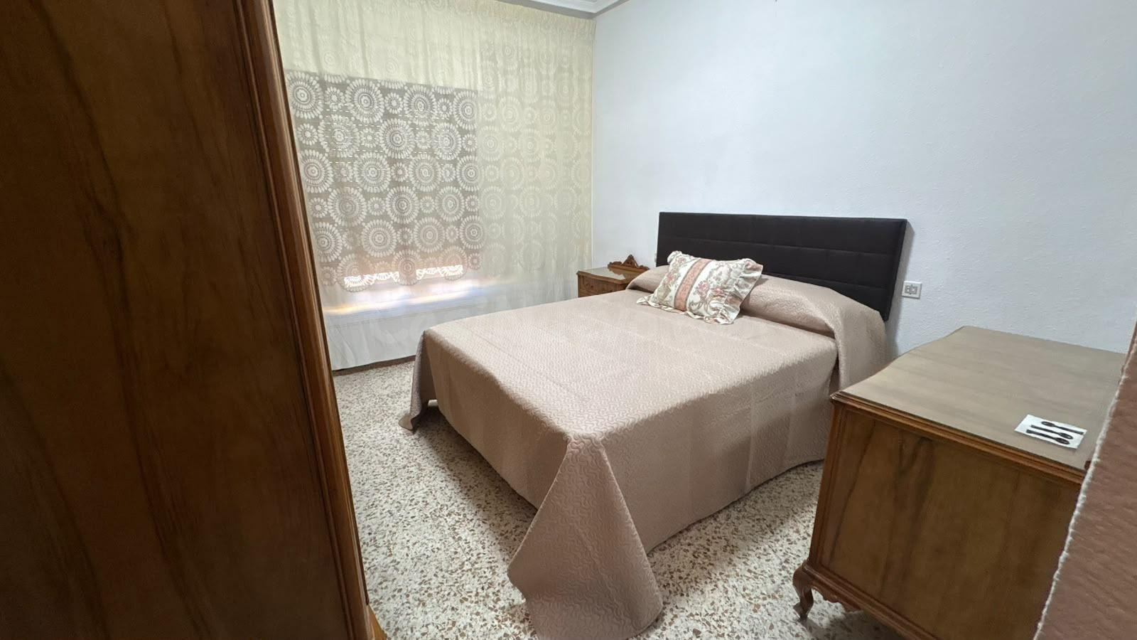 Piso en zona Ayuntamiento - foto 4