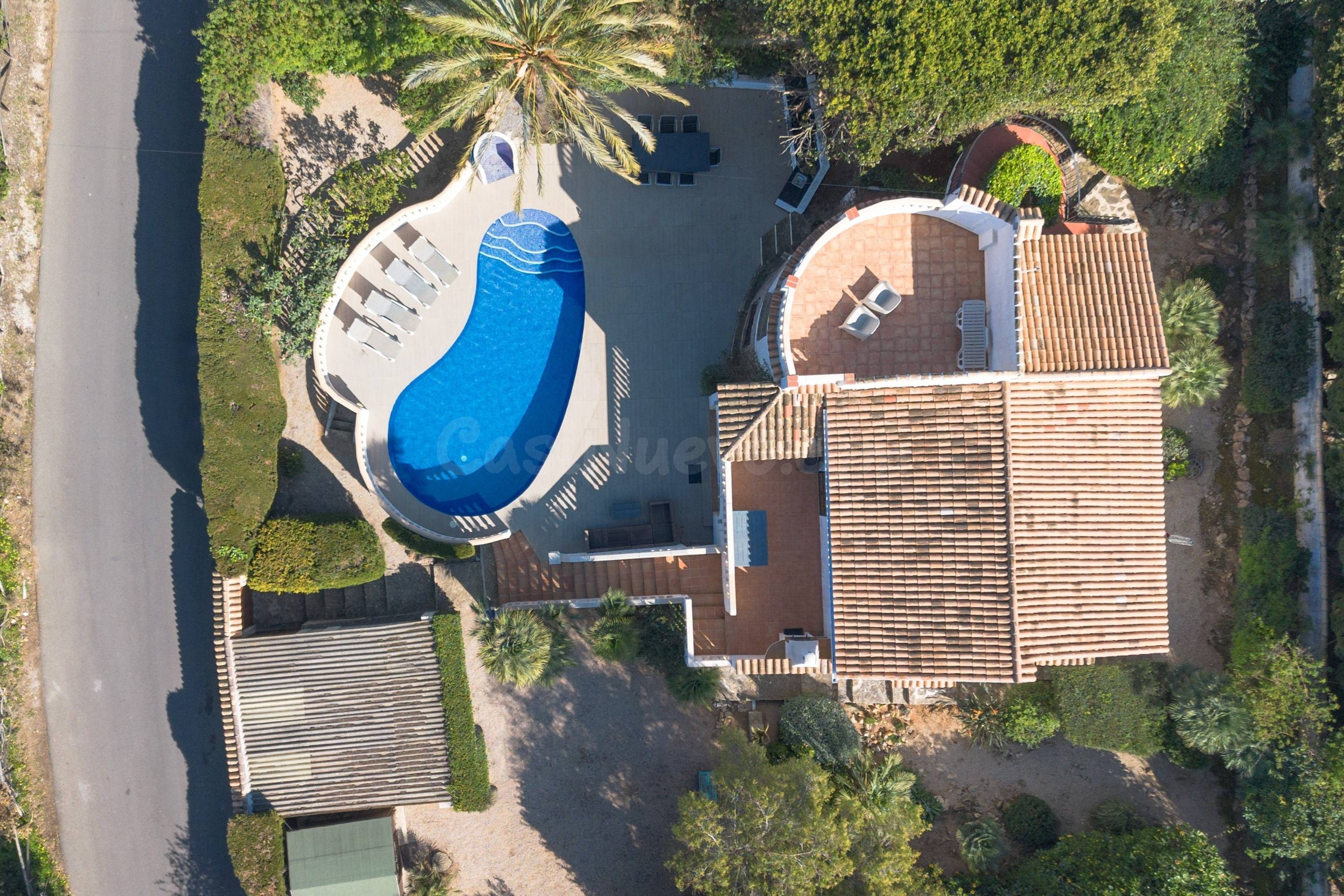 VILLA VERDIA · VILLA MEDITERRANEA DE 4 DORMITORIOS CON PISCI - foto 3