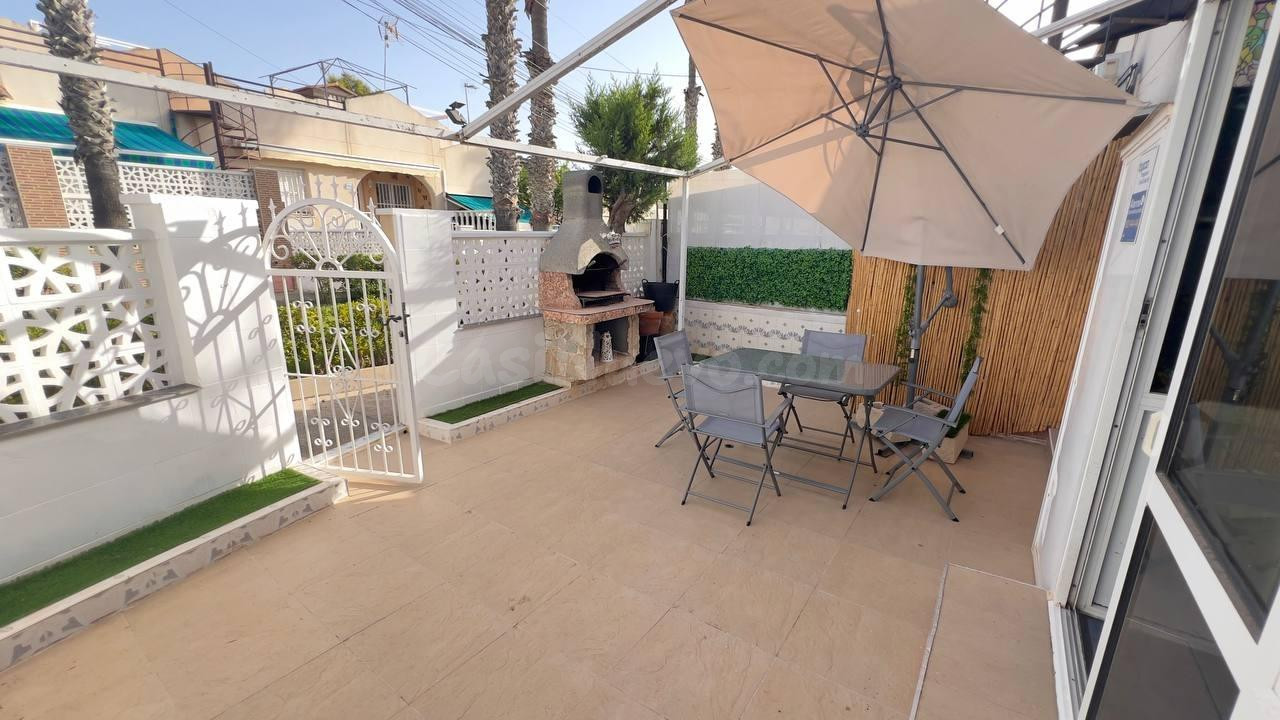 FANTÁSTICO DÚPLEX CON SOLÁRIUM, TERRAZAS Y BARBACOA EN UNA E - foto 3
