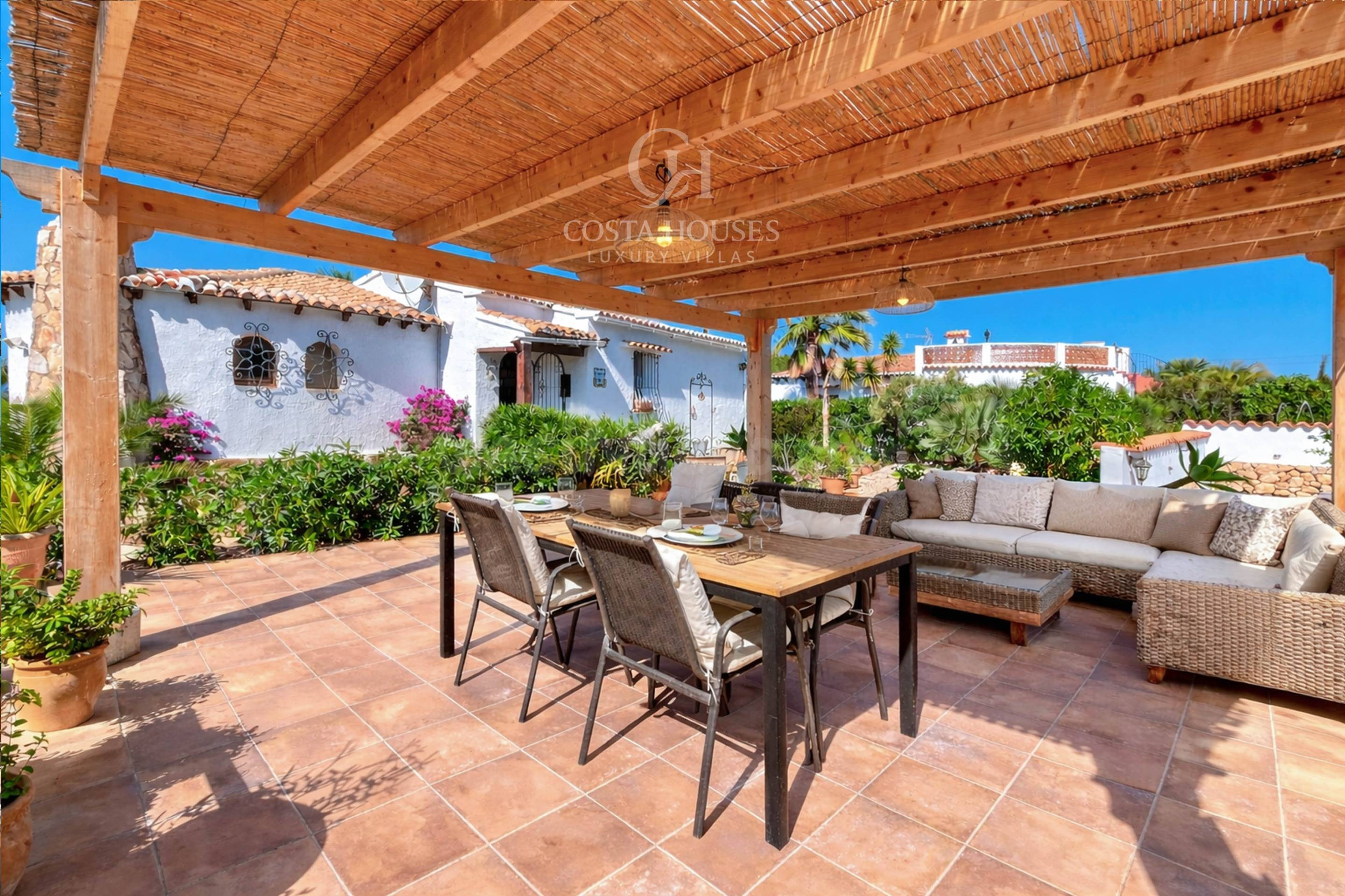 VILLA EUCALIPTO · VISTAS AL MAR Y ALTO POTENCIAL DE REVALORI - foto 3