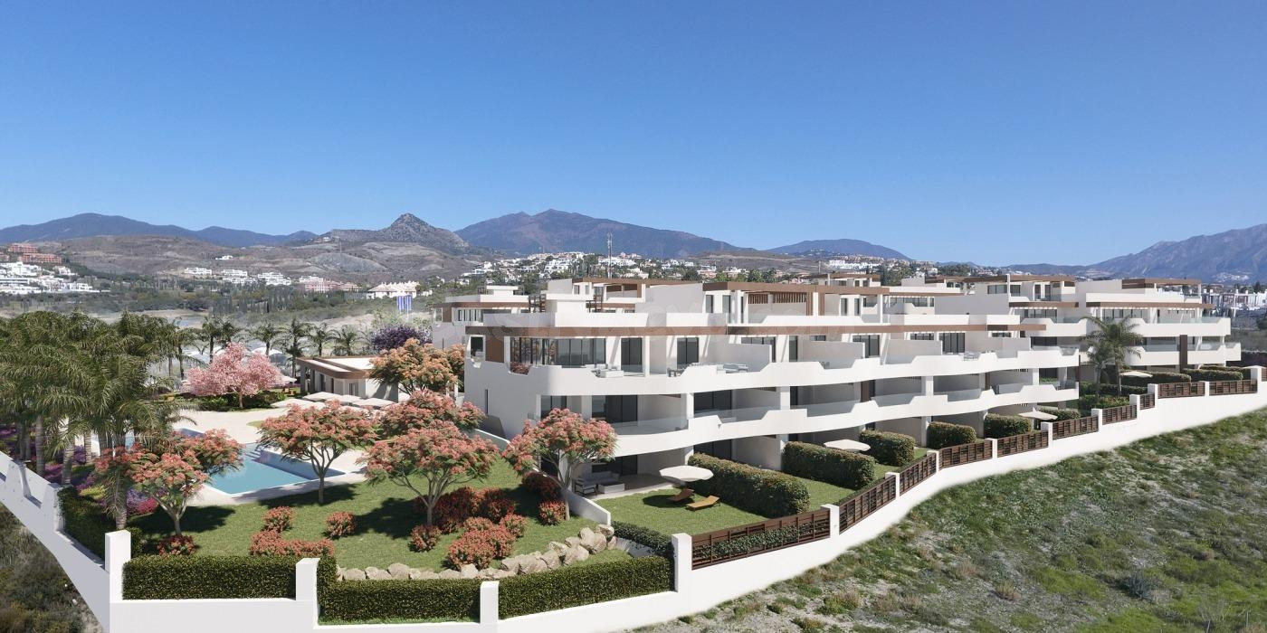 Ático dúplex de 4 dormitorios, 3 baños y vistas al mar en Es