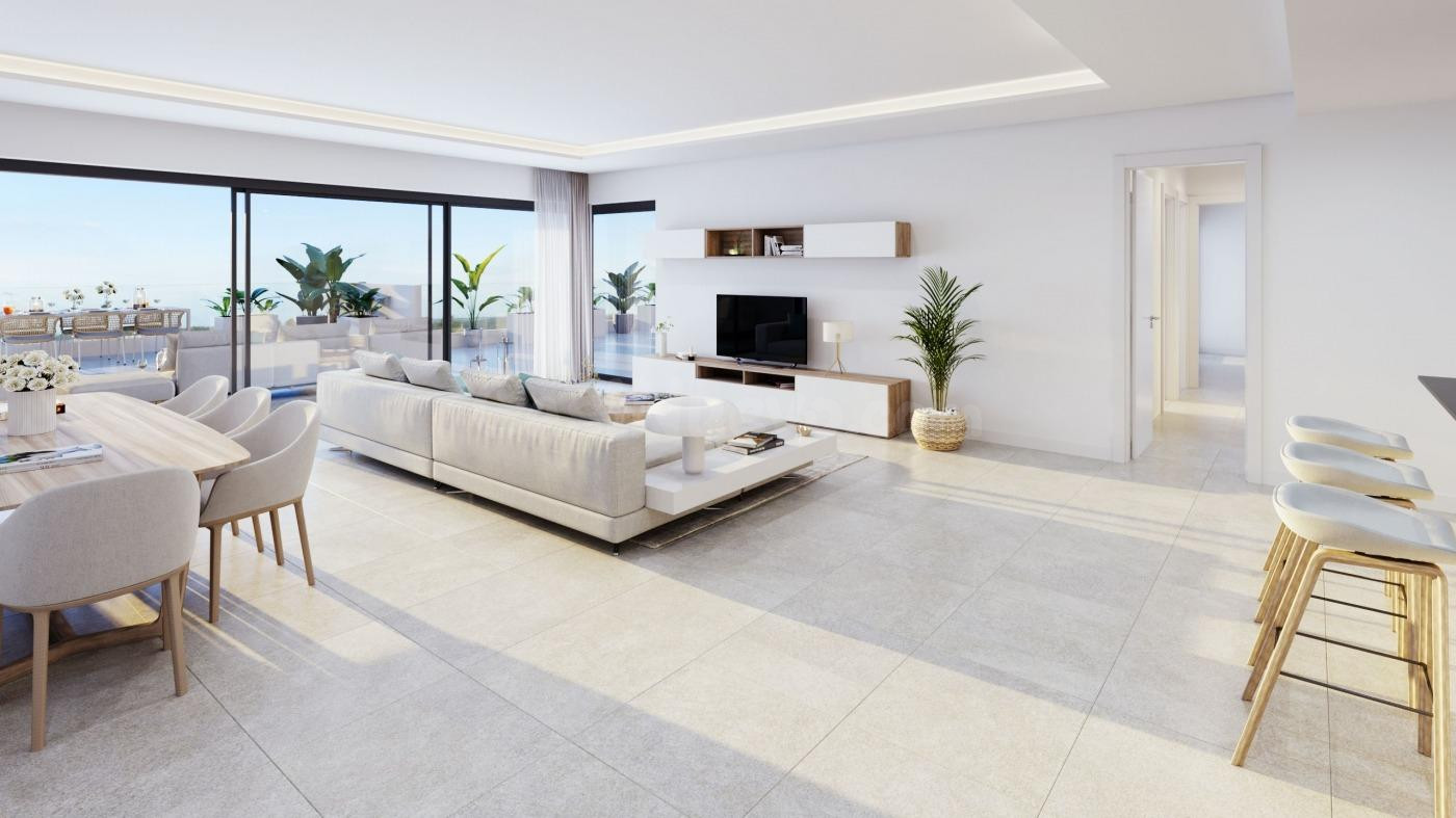 Ático de 2 dormitorios y 2 baños con solarium y vistas al ma - foto 5