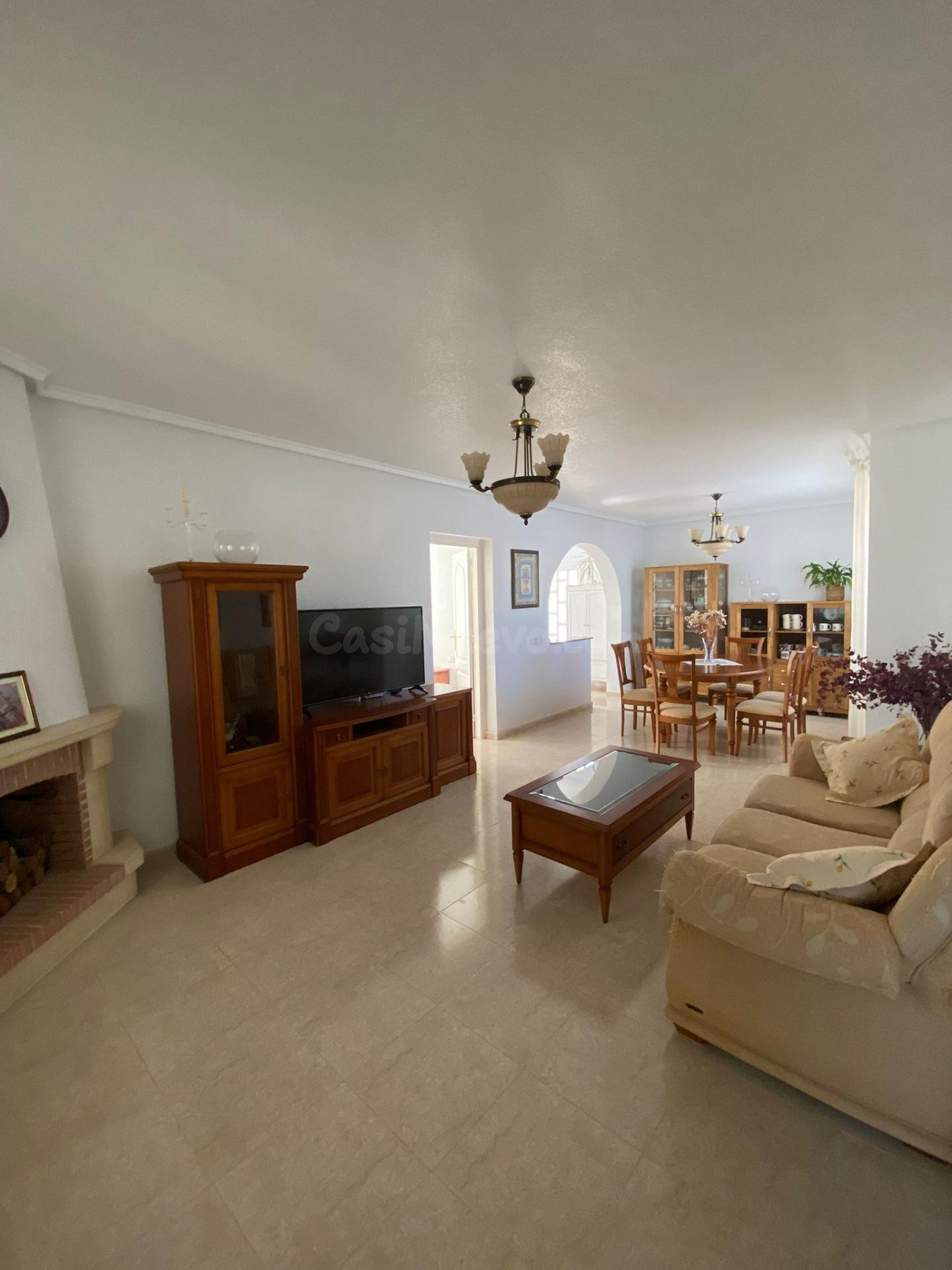Exclusiva Villa Independiente con Piscina Privada en Doña Pe - foto 4