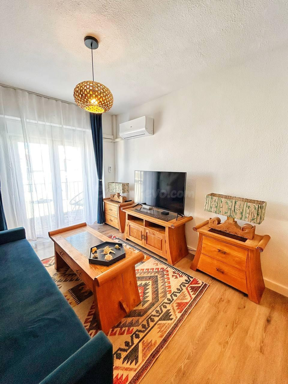 Exclusivo Ático Reformado en 2025 en el Corazón de Torreviej - foto 5