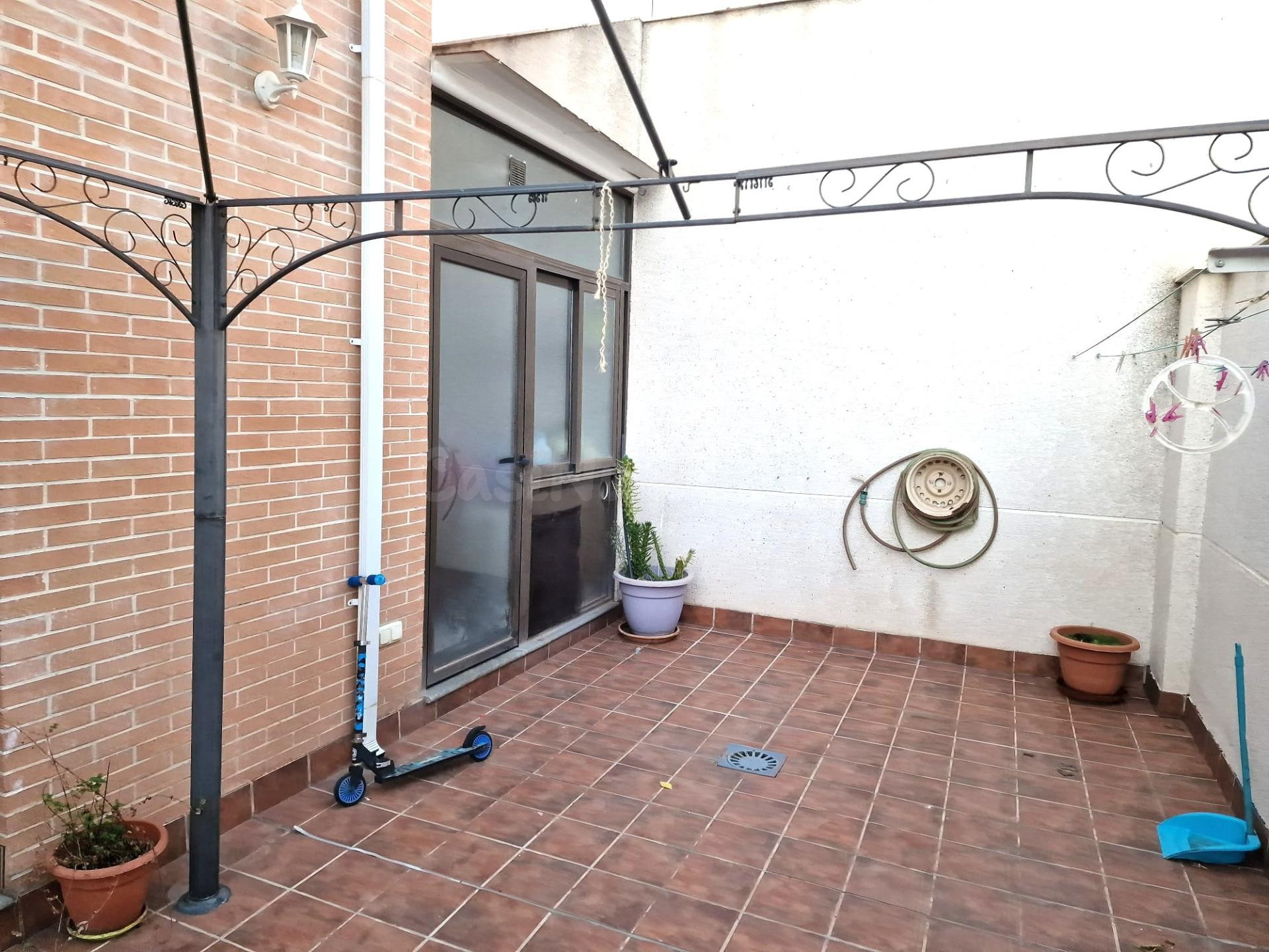 ADOSADO EN PULIANAS URBANIZACION LA JOYA
