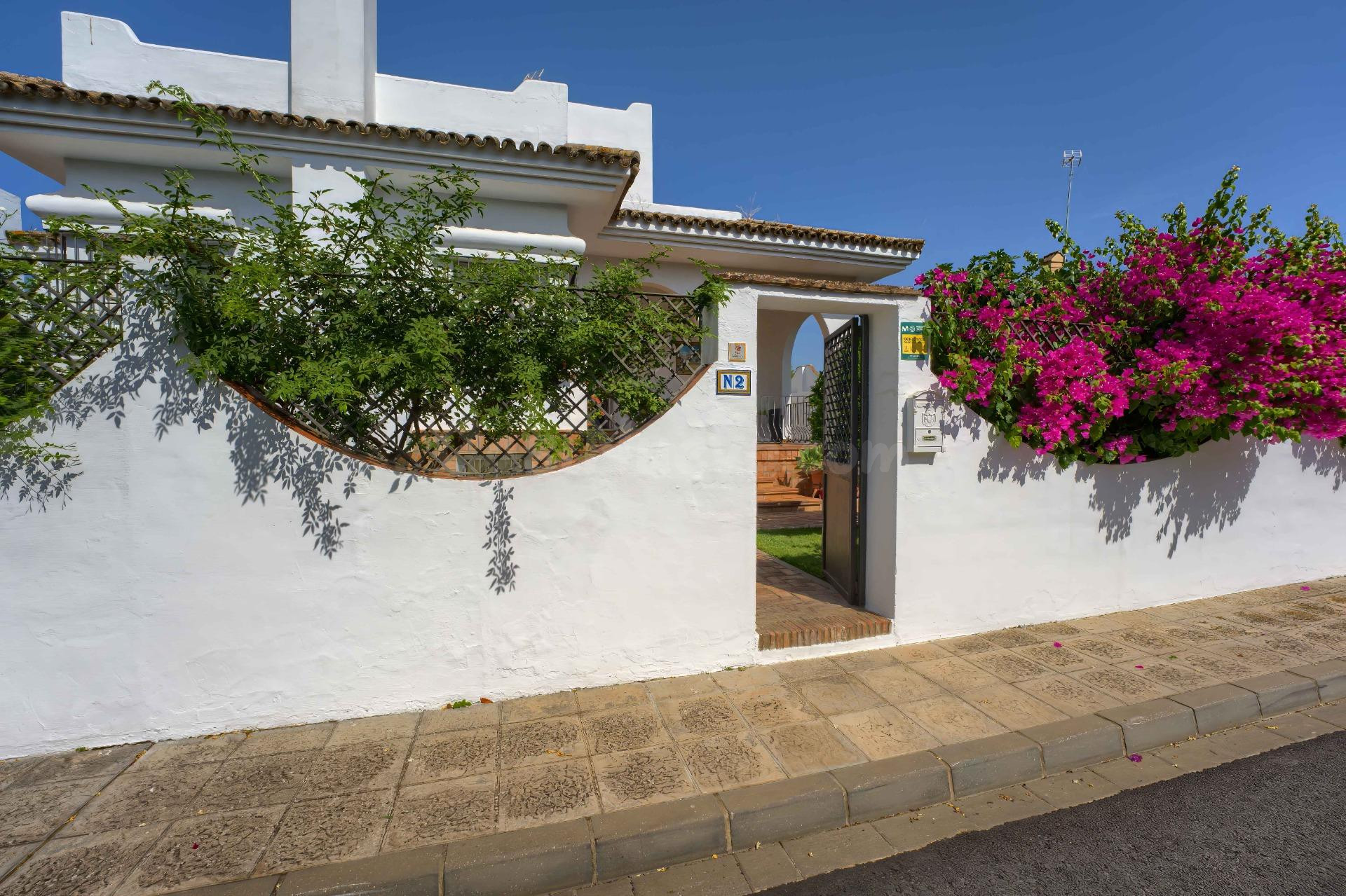 Exclusiva Villa de lujo situada en un enclave privilegiado d - foto 3