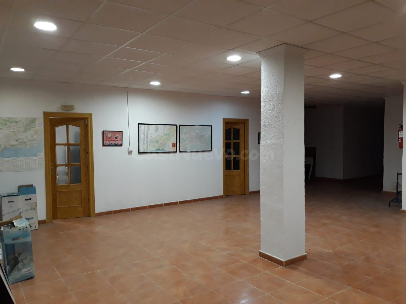 Local comercial en venta en pleno centro de Granada. - foto 3