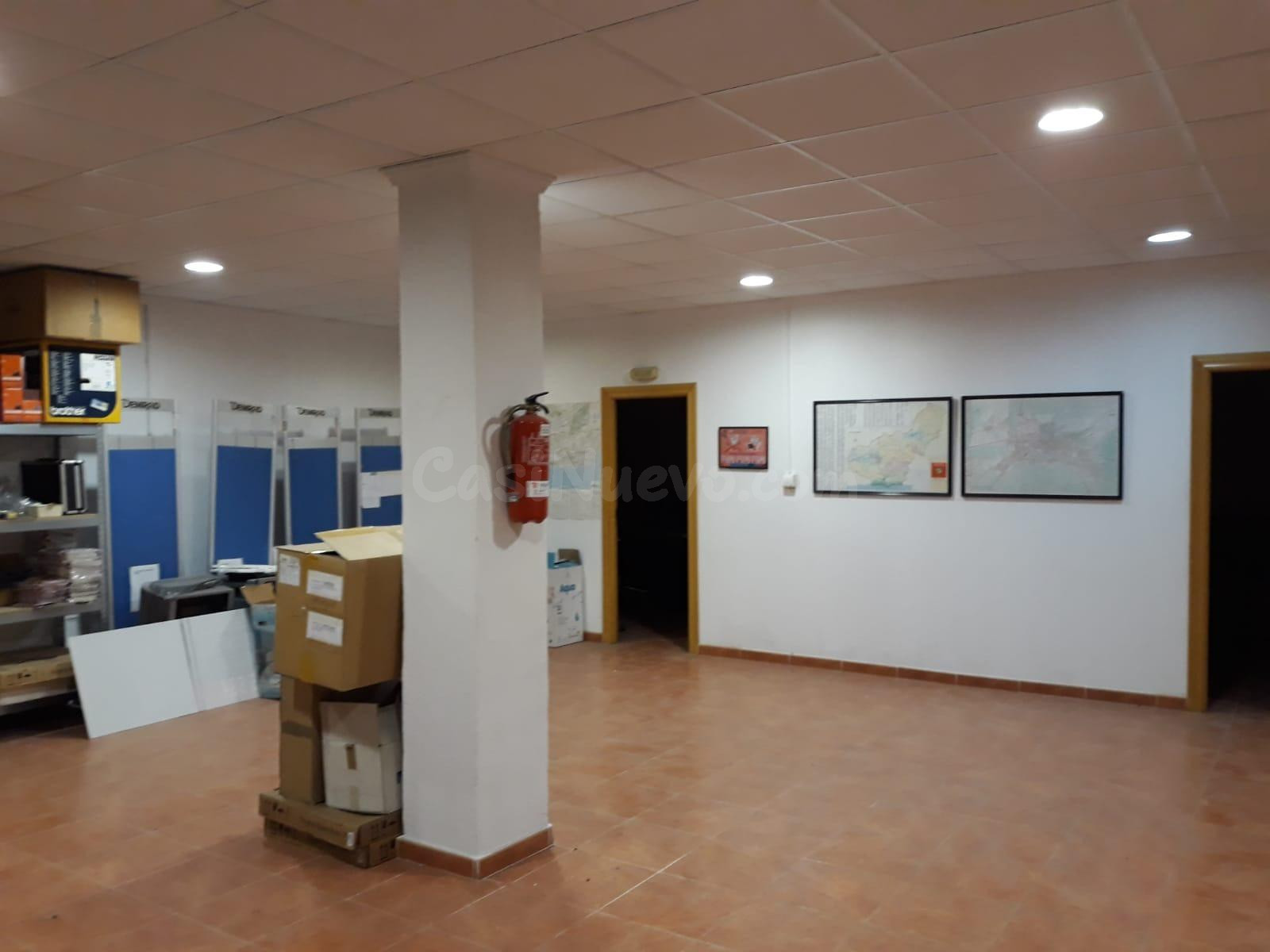 Local comercial en venta en pleno centro de Granada. - foto 4