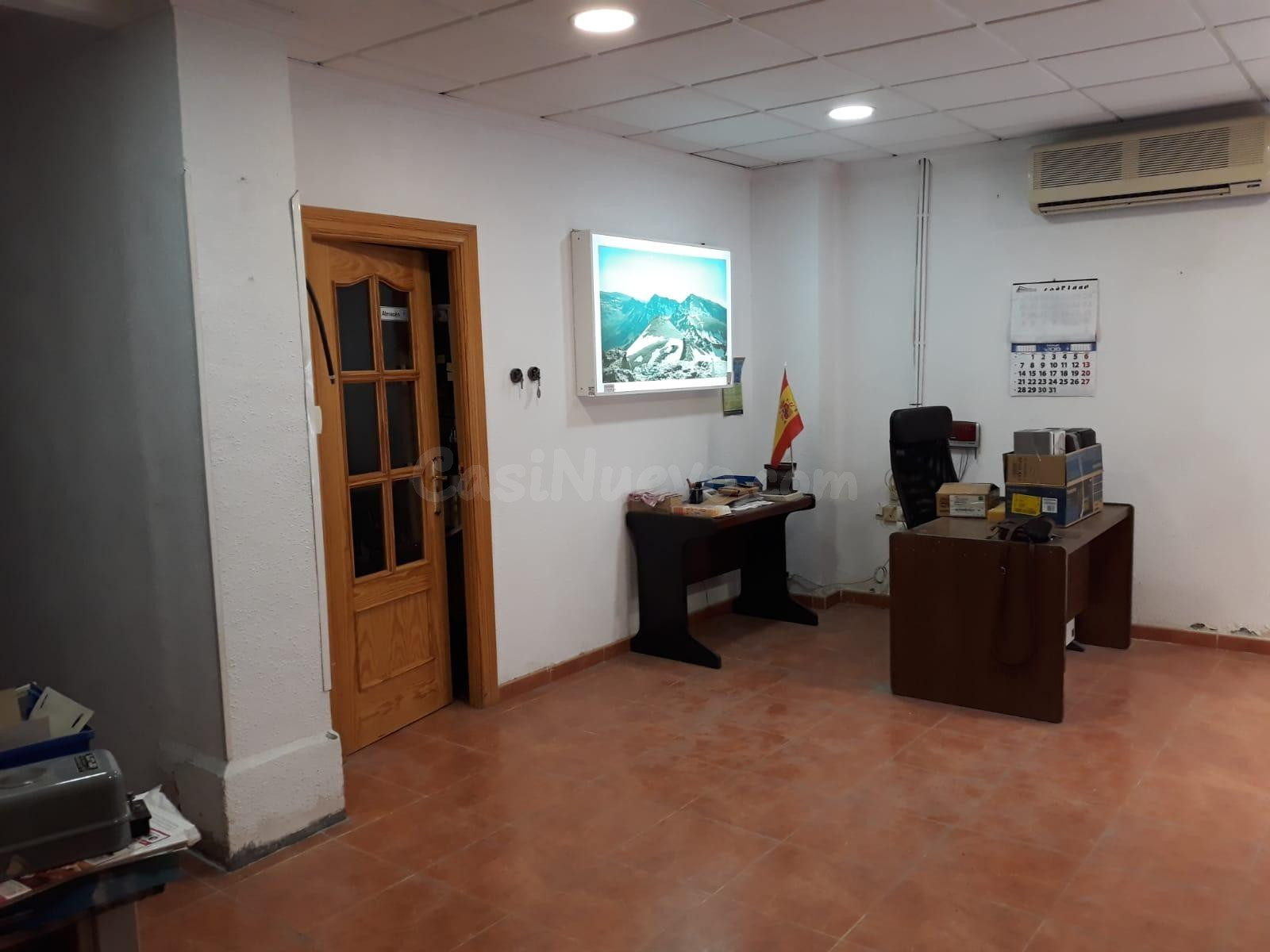 Local comercial en venta en pleno centro de Granada. - foto 5