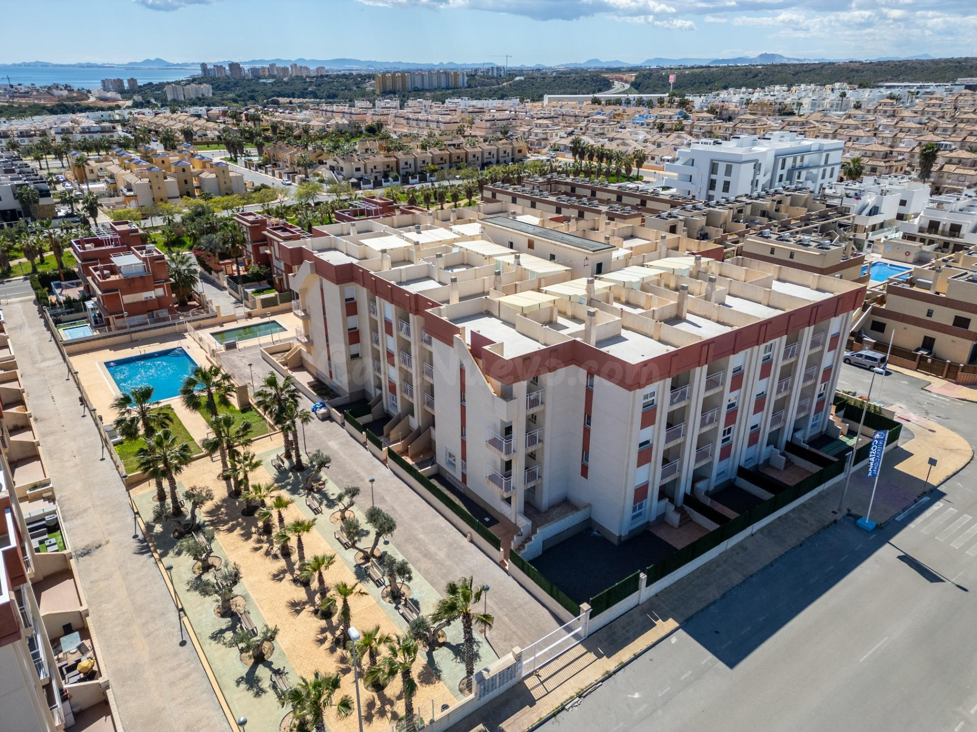 APARTAMENTO TOTALMENTE REFORMADO DE 2 DORMITORIOS EN LOMAS D