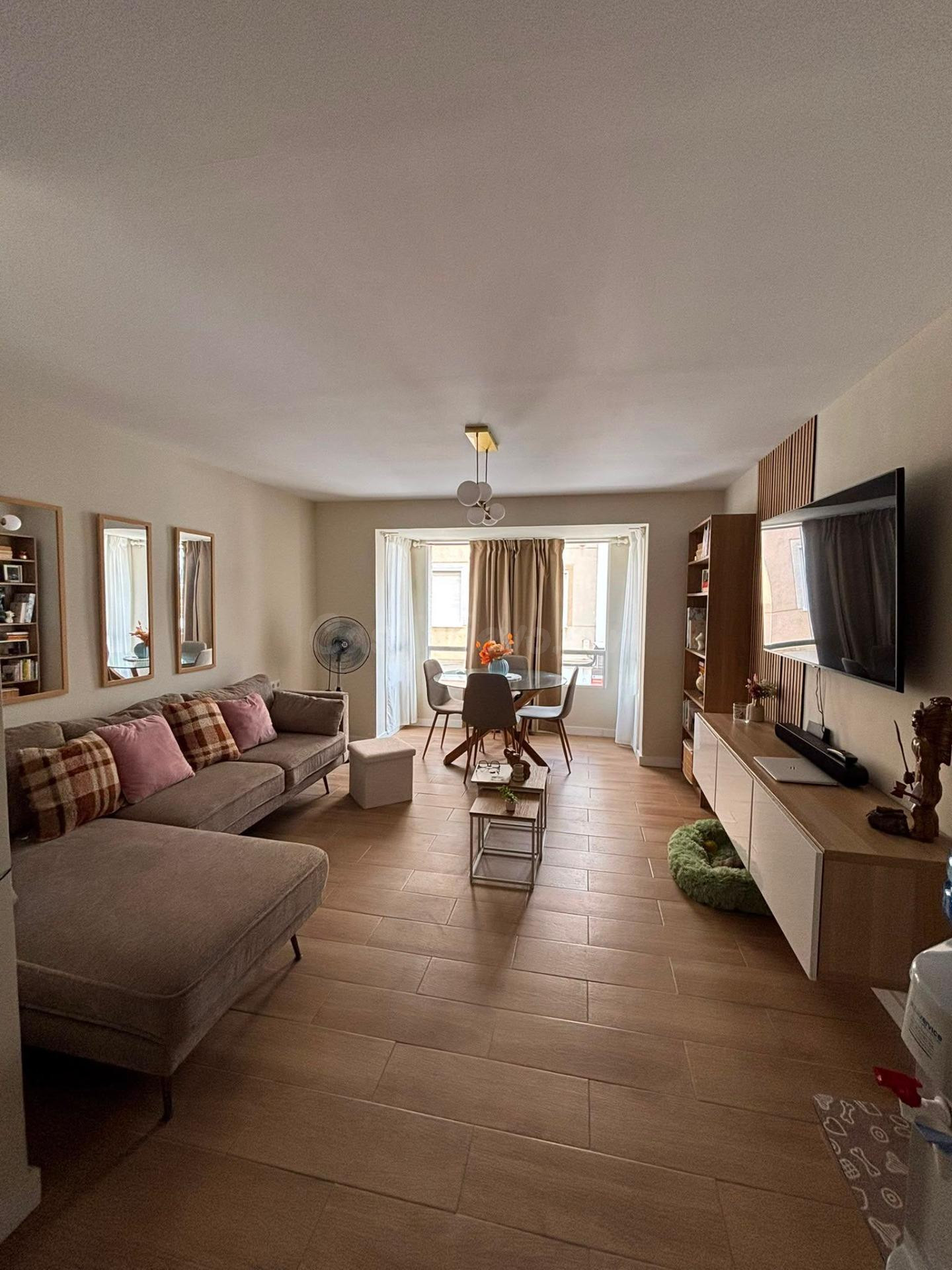 Inmueble singular 4 habitaciones 180m² en venta - torrevieja