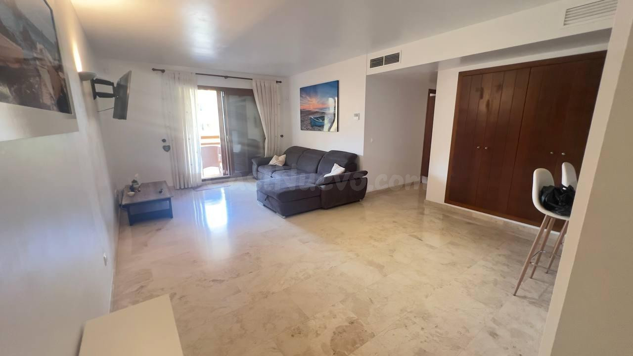 Apartamento 2 habitaciones 86m² en alquiler - Punta Prima