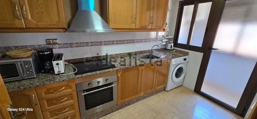 Amplio Piso de 4 Dormitorios con Licencia Turística en el Pu - foto 2