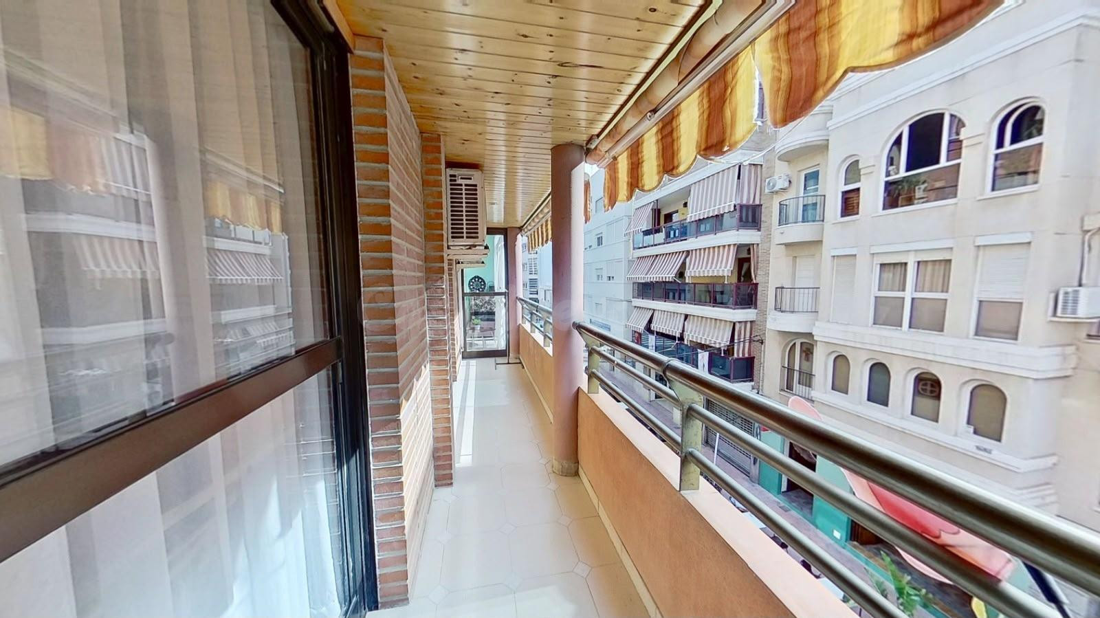 Piso 4 habitaciones 120m² en venta - Centro - Muelle Pesquer - foto 4
