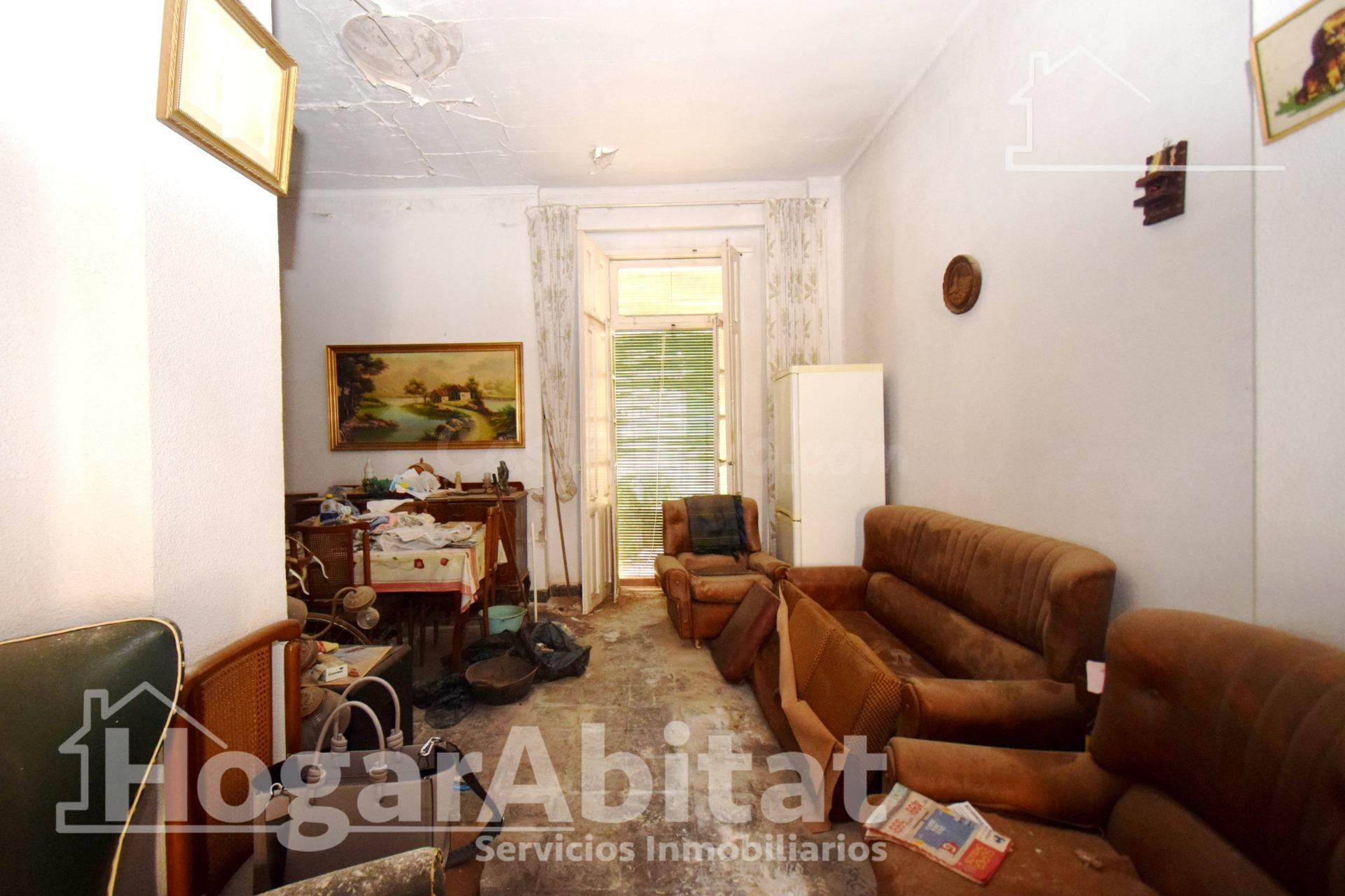 CASA CON TERRAZA PARA HACER A TU HOGAR DE SUEÑO - foto 5