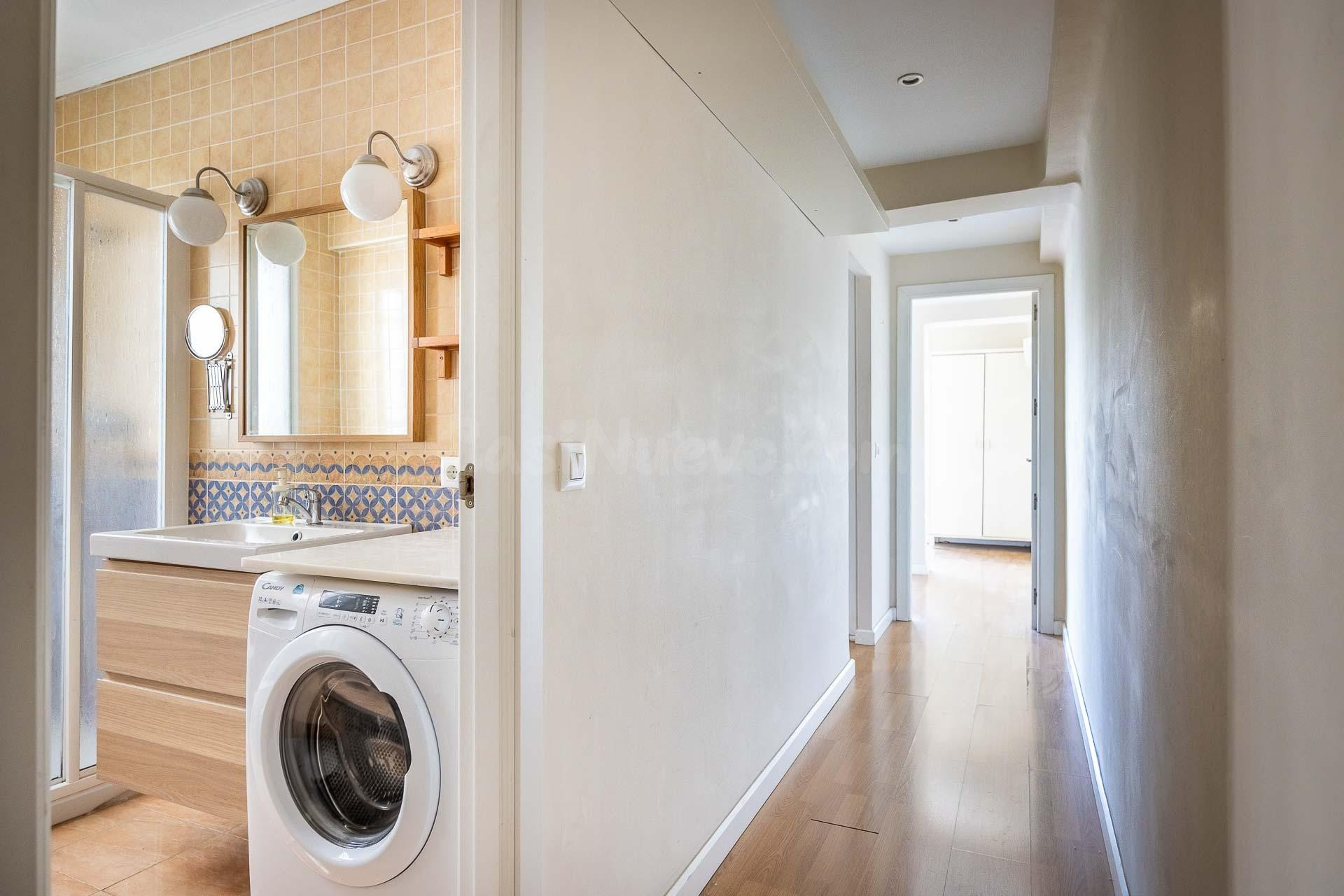 Un piso luminoso, versátil y con una ubicación que hace la v - foto 2