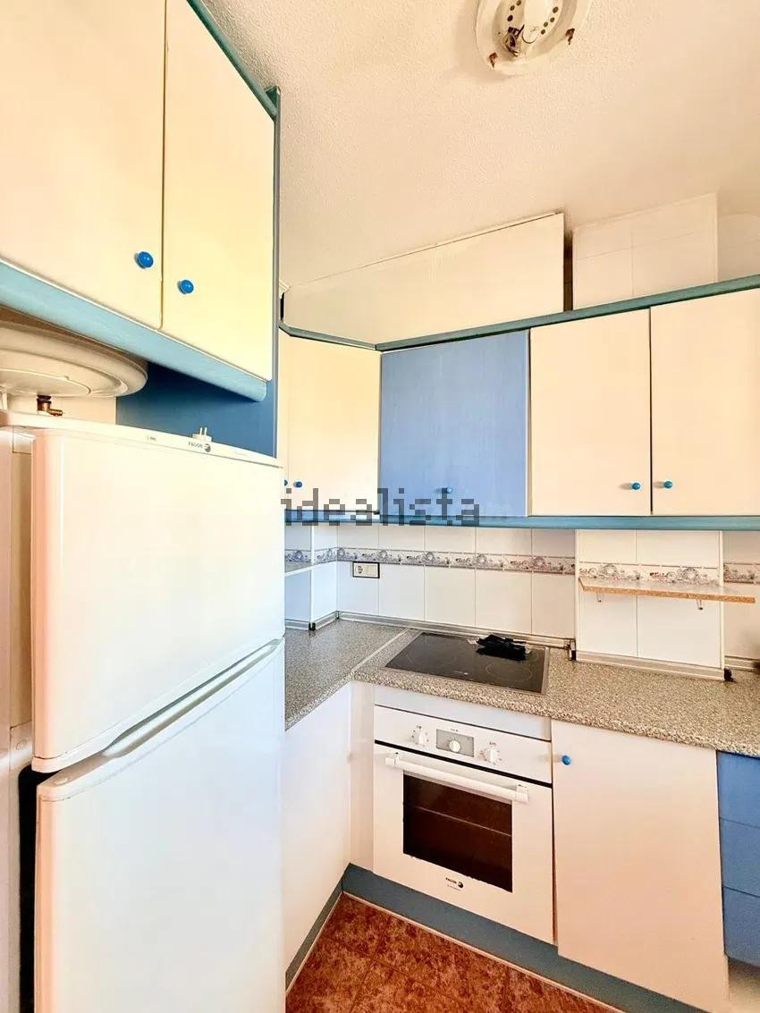 Piso en venta en Calle Lagunas de Ruidera, 796 - foto 3