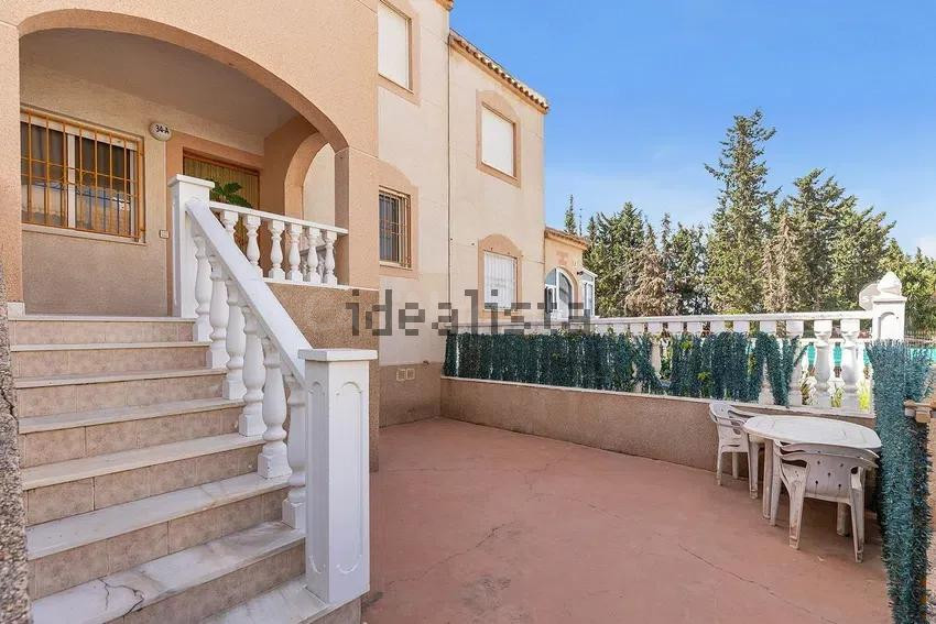 Casa o chalet independiente en venta en Calle del Pino s/n - foto 3