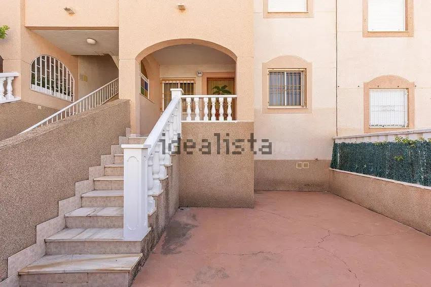 Casa o chalet independiente en venta en Calle del Pino s/n - foto 5