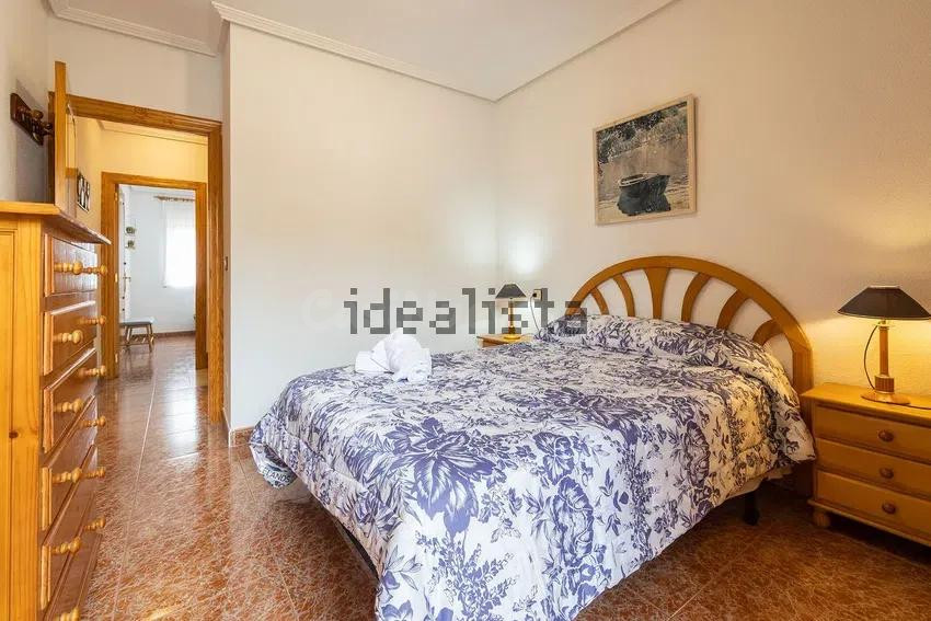 Chalet adosado en venta en Calle Río Danubio, 66 - foto 3