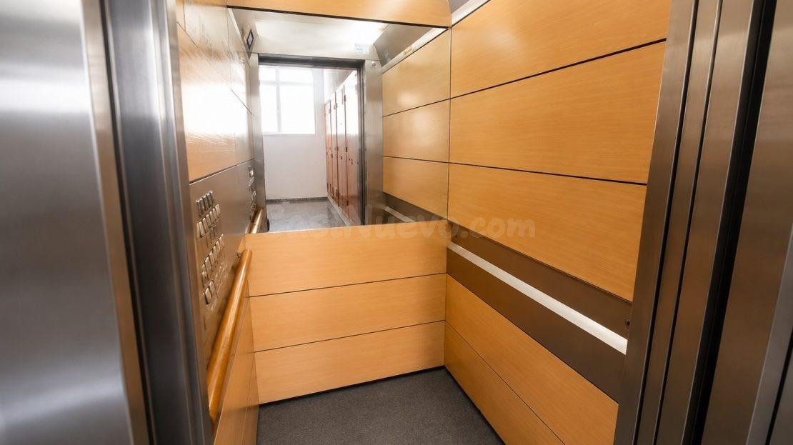 Apartamento 2 habitaciones 660m² en venta - Centro - foto 3