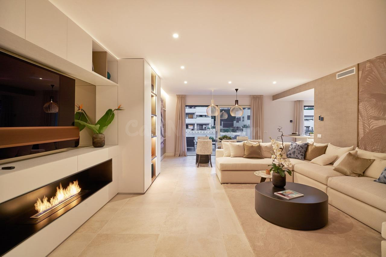 Ático dúplex de 3 dormitorios y 3 baños con solarium y vista - foto 3