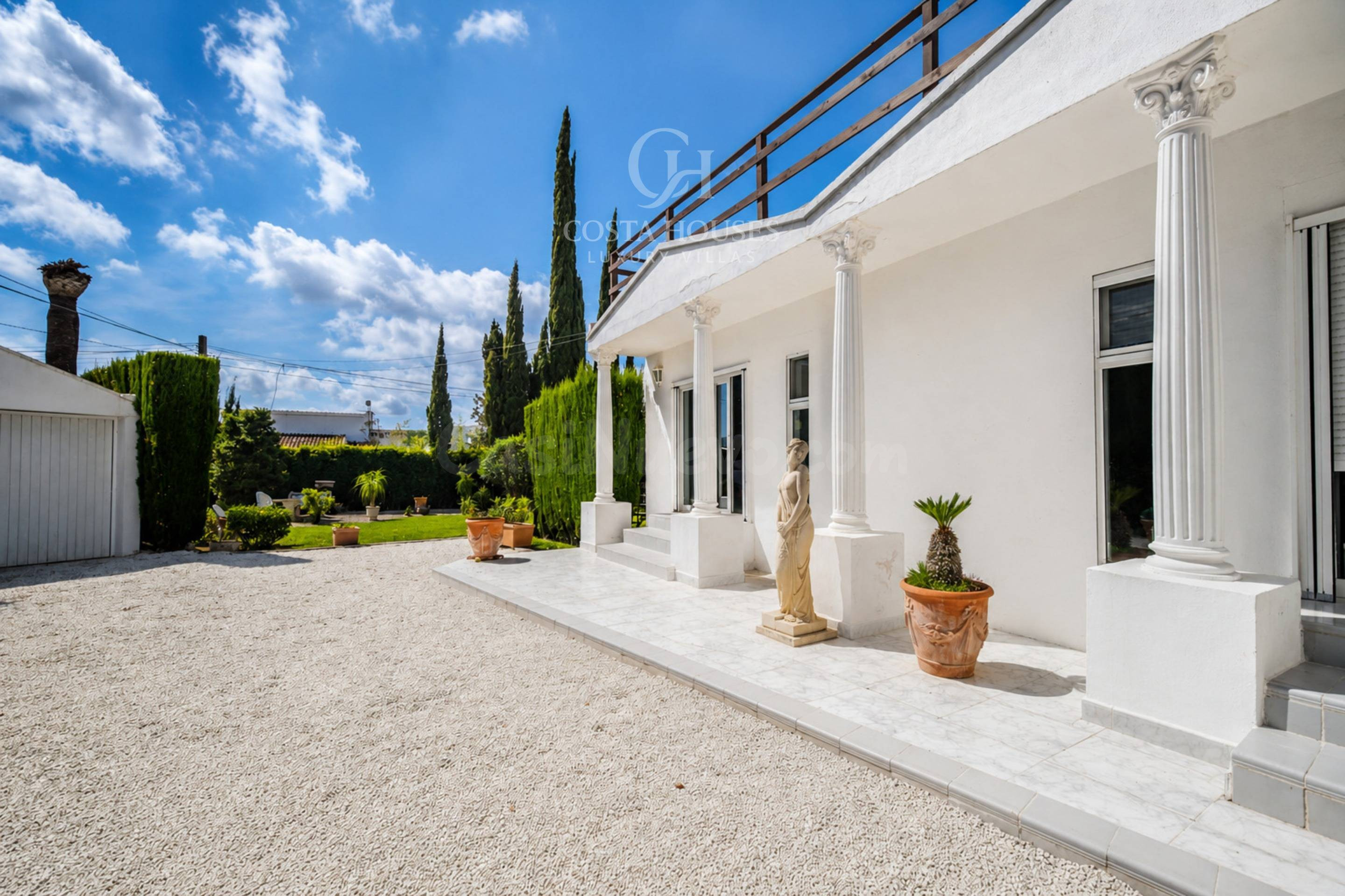 VILLA LUZ DEL MONTGO · UN OASIS DE CALMA Y LUZ BAJO LA SILUE - foto 2