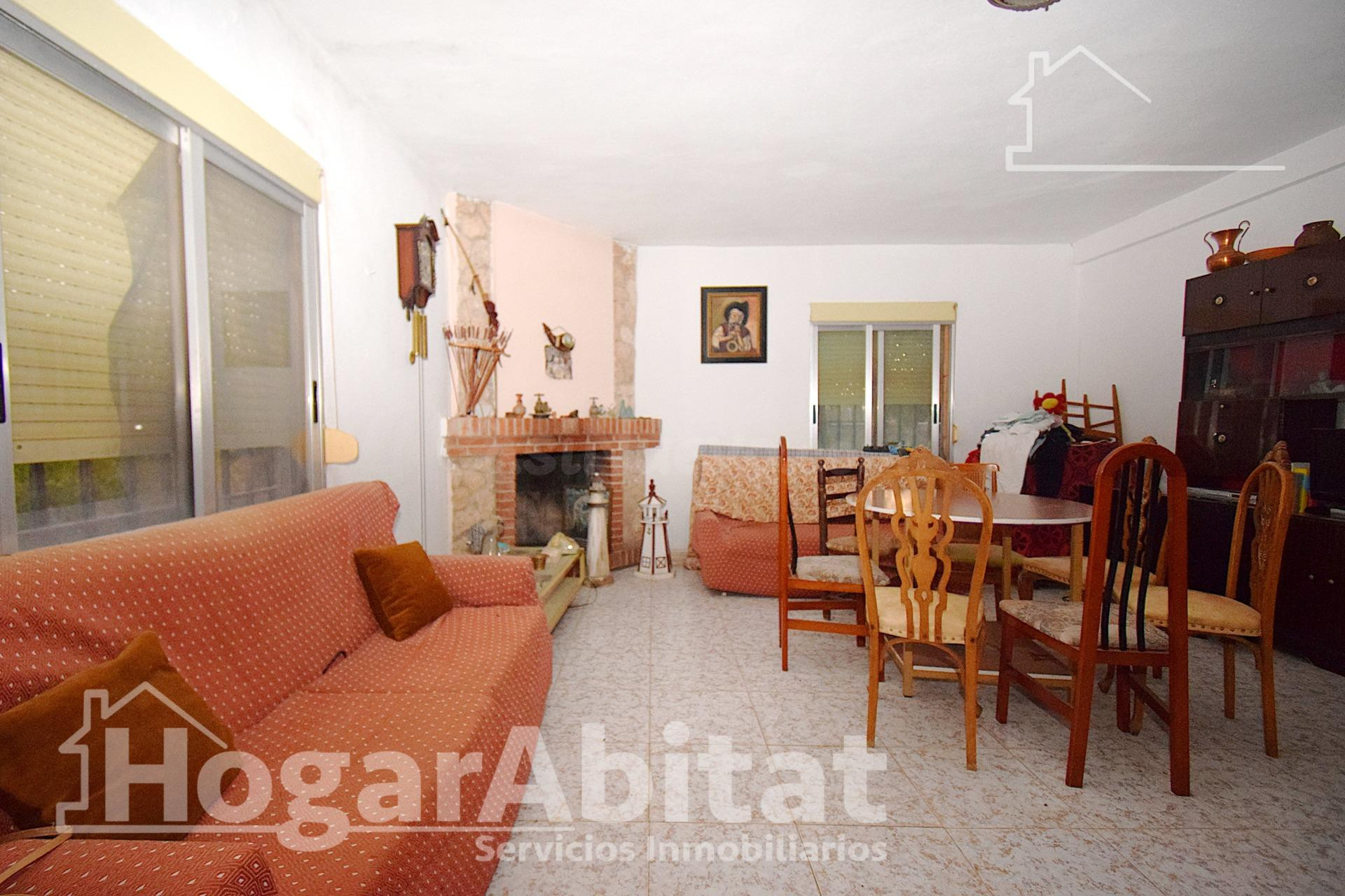 OPORTUNIDAD DE PROPIEDAD RUSTICA CON TERRENO Y PISCINA - foto 3