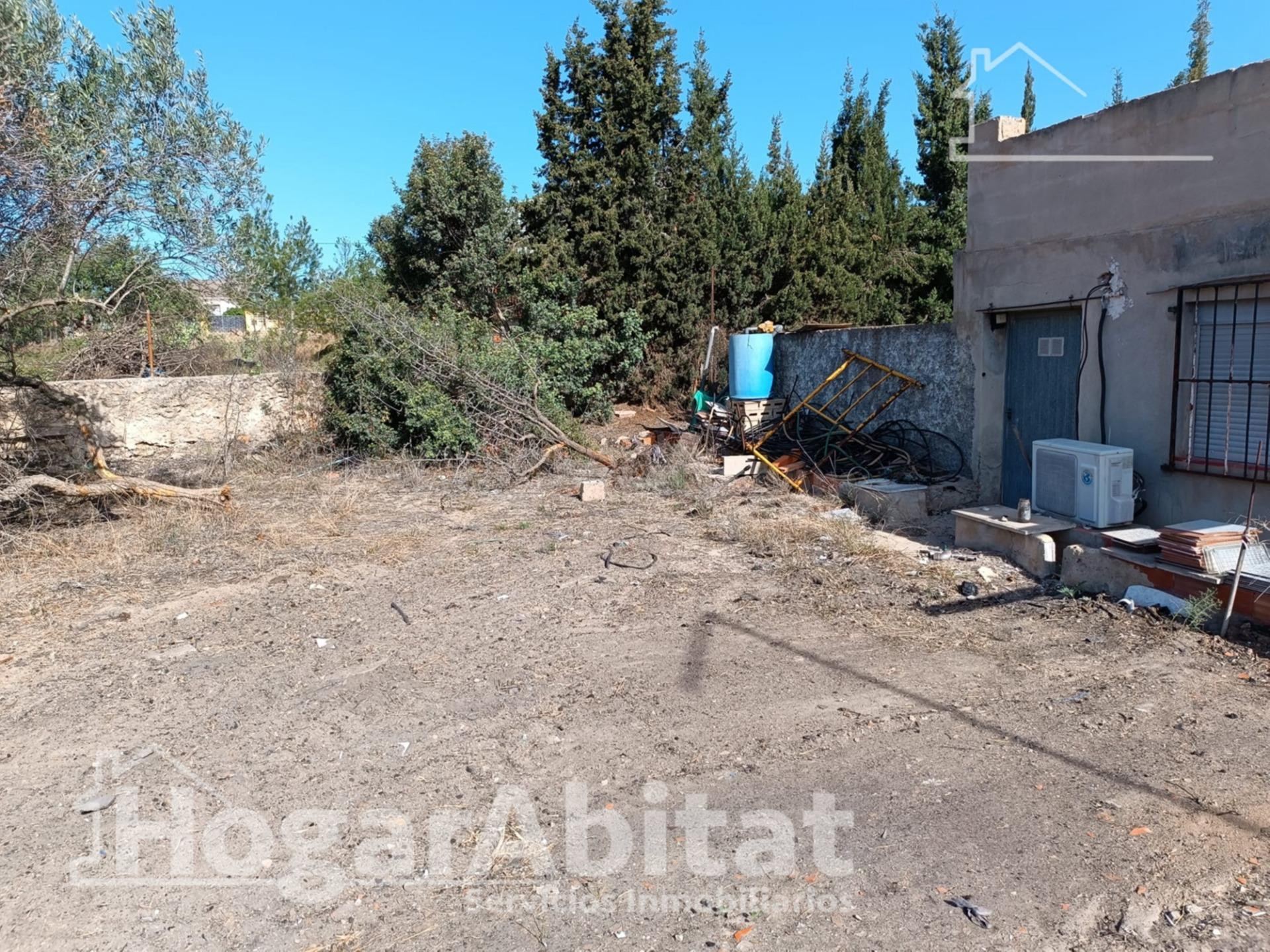 OPORTUNIDAD DE PROPIEDAD RUSTICA CON TERRENO Y PISCINA - foto 5