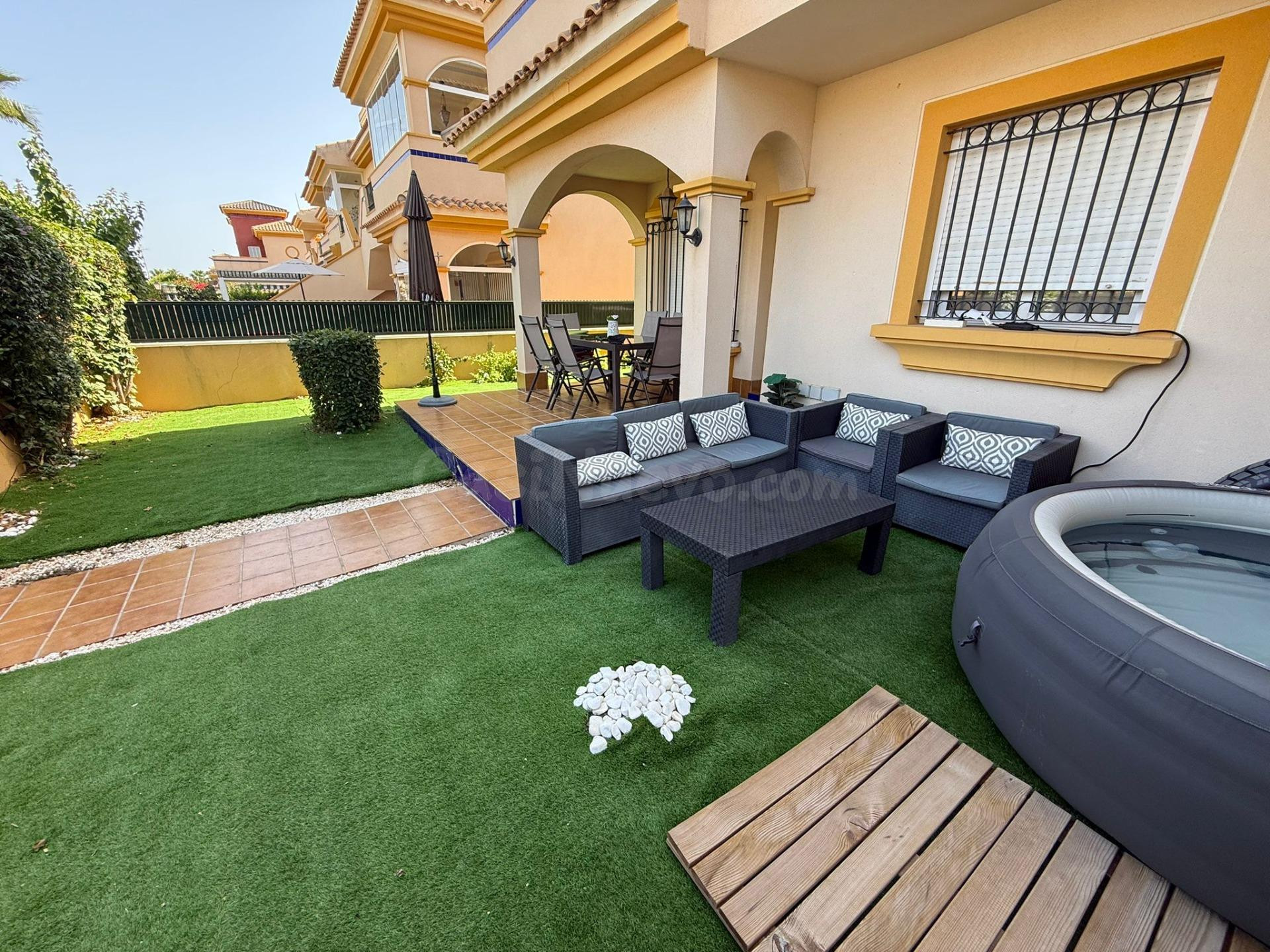 Casa o chalet independiente en venta en Lomas de Cabo Roig - foto 4