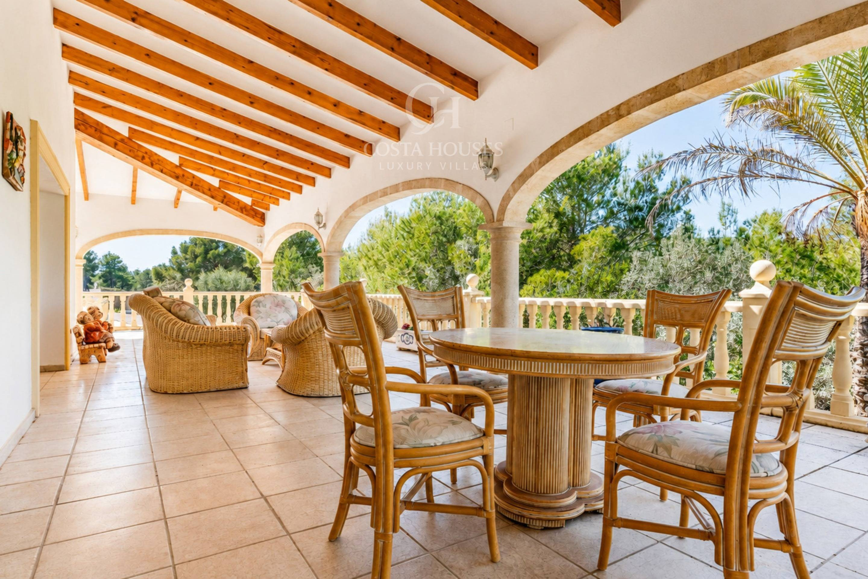 VILLA LOS ARCOS · TRADICION MEDITERRANEA JUNTO AL GOLF DE JA - foto 4