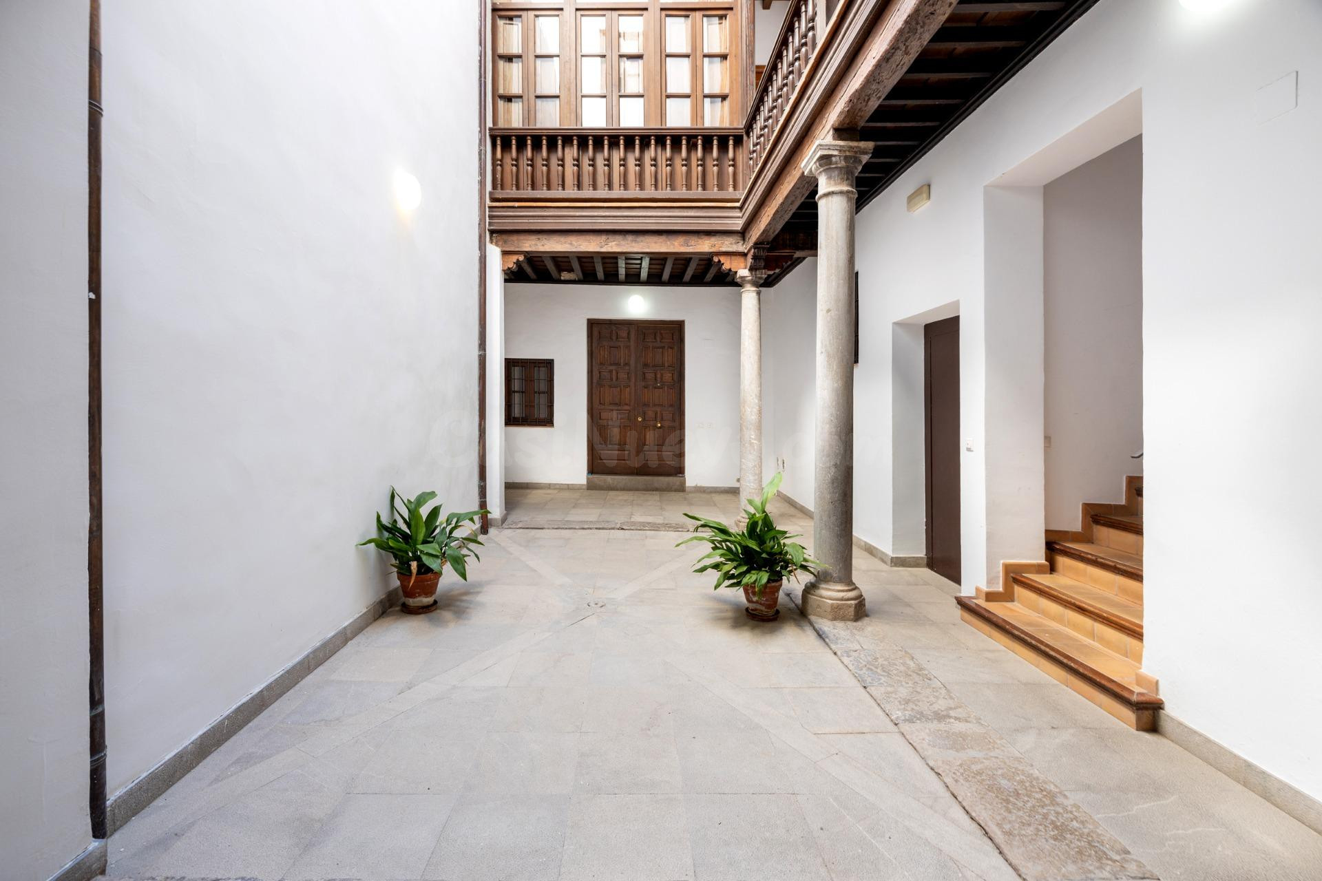 ✨ Oficina acondicionada como vivienda con encanto en pleno c - foto 2