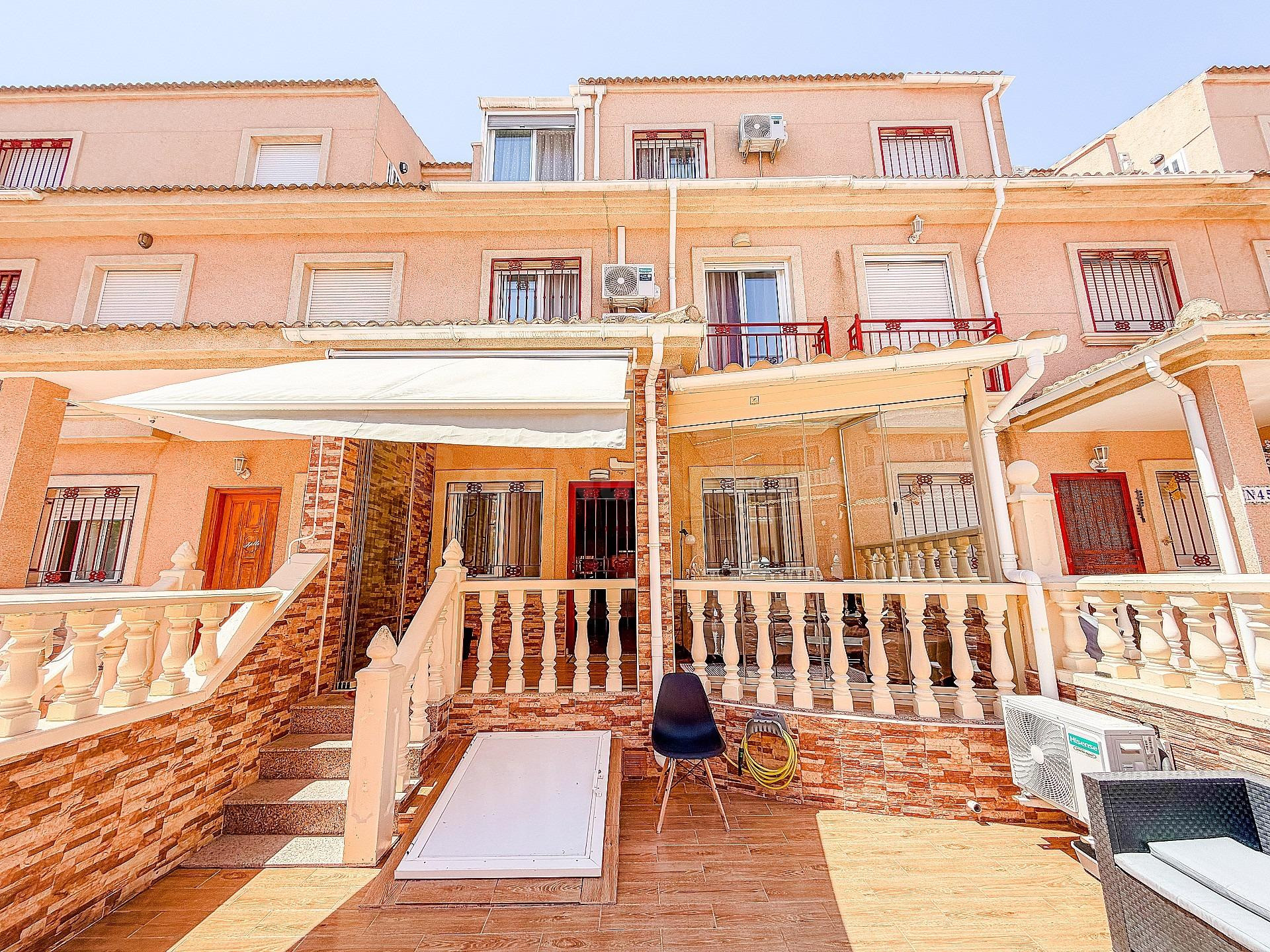 Chalet pareado en venta en jalon, 43