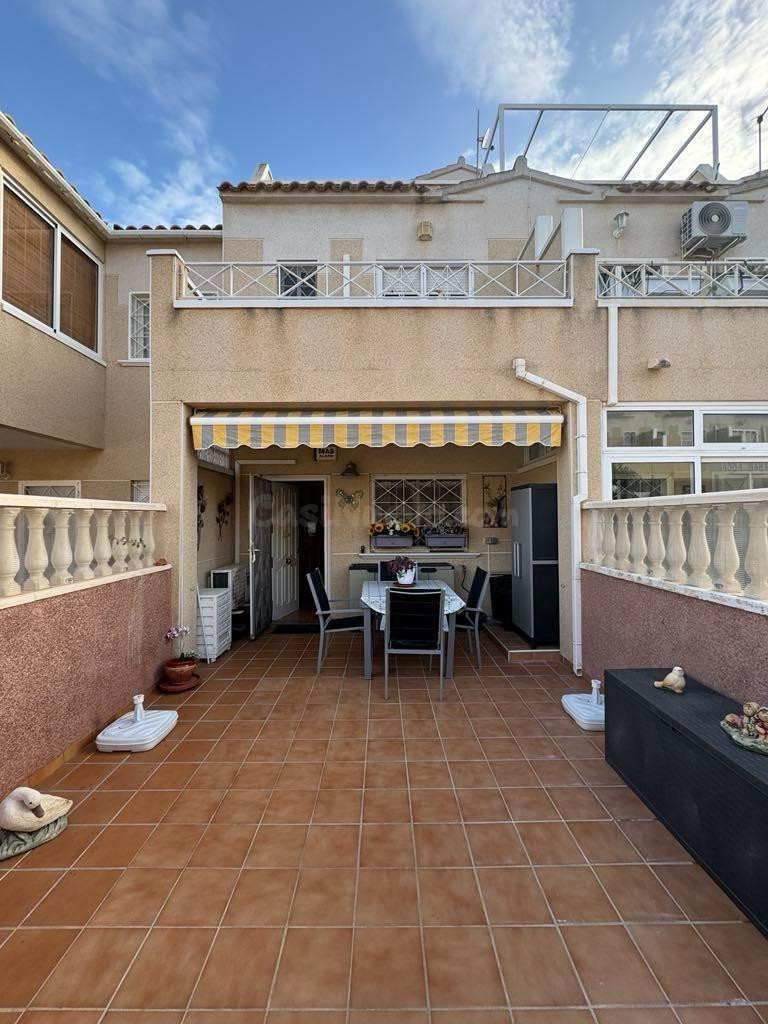 Chalet adosado en venta en Calle del Jabalí