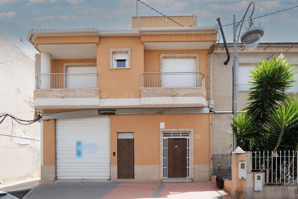 Gran superficie + versatilidad: Local mas vivienda  con  gra