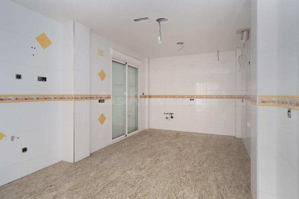 Gran superficie + versatilidad: Local mas vivienda  con  gra - foto 5