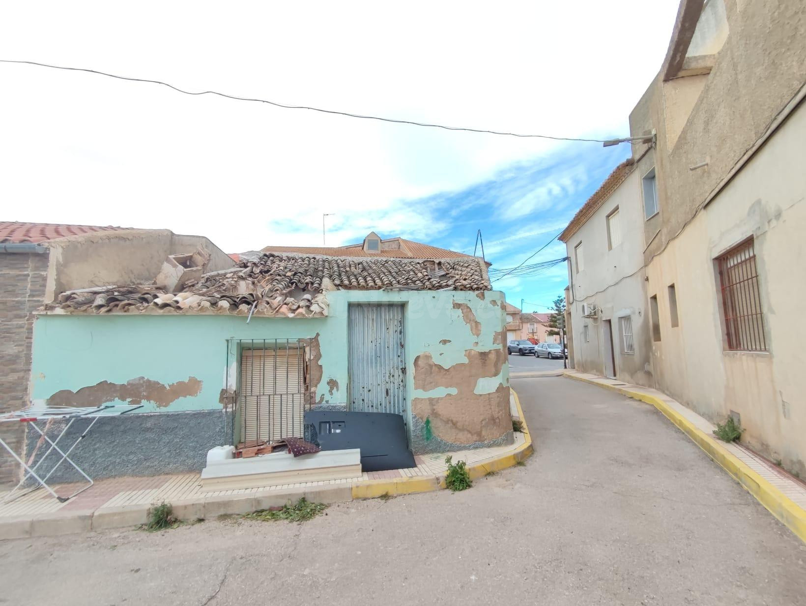 PLANTA BAJA en Cuevas de Reyllo - foto 2