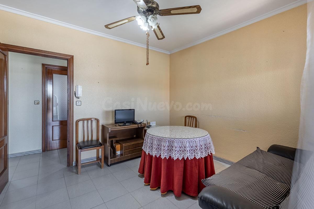 Gran casa en una sola planta con bajo de 130 m2 y solar de 3 - foto 5